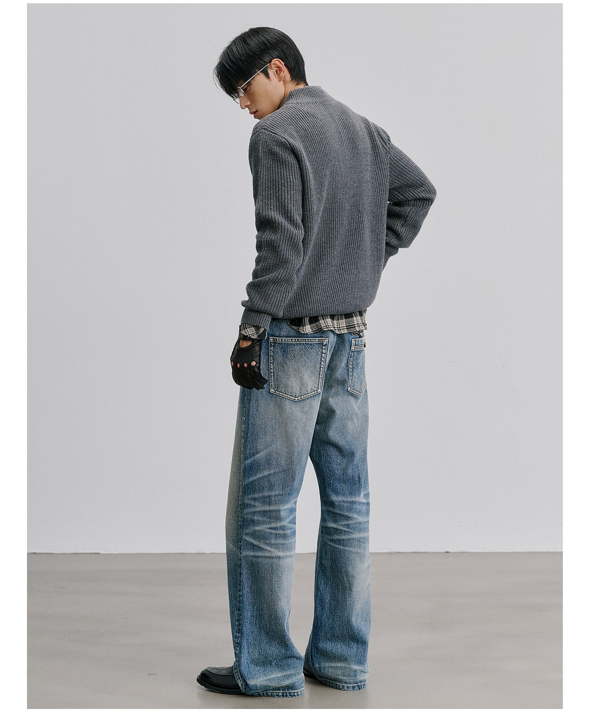Clean-Fit Design Half-Zip Sweater