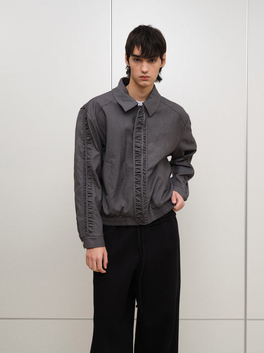 Pleated jacket with front placket