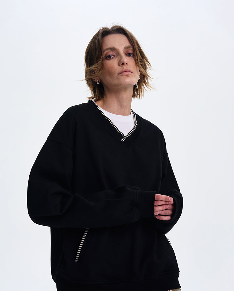 High-end V-neck sweatshirt