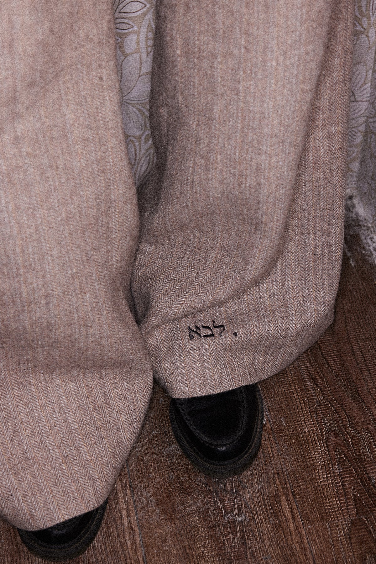 Herringbone tweed casual pants