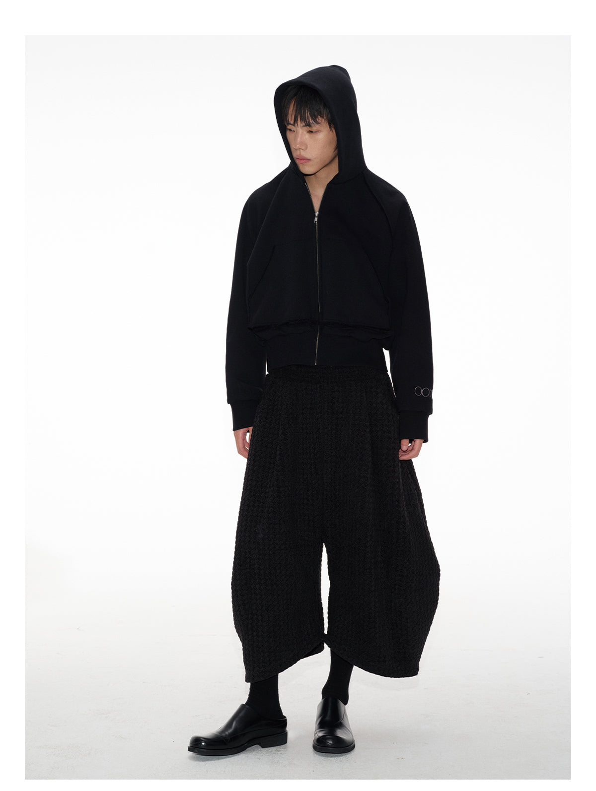 Ripped Shoulder Hooded Sweatshirt