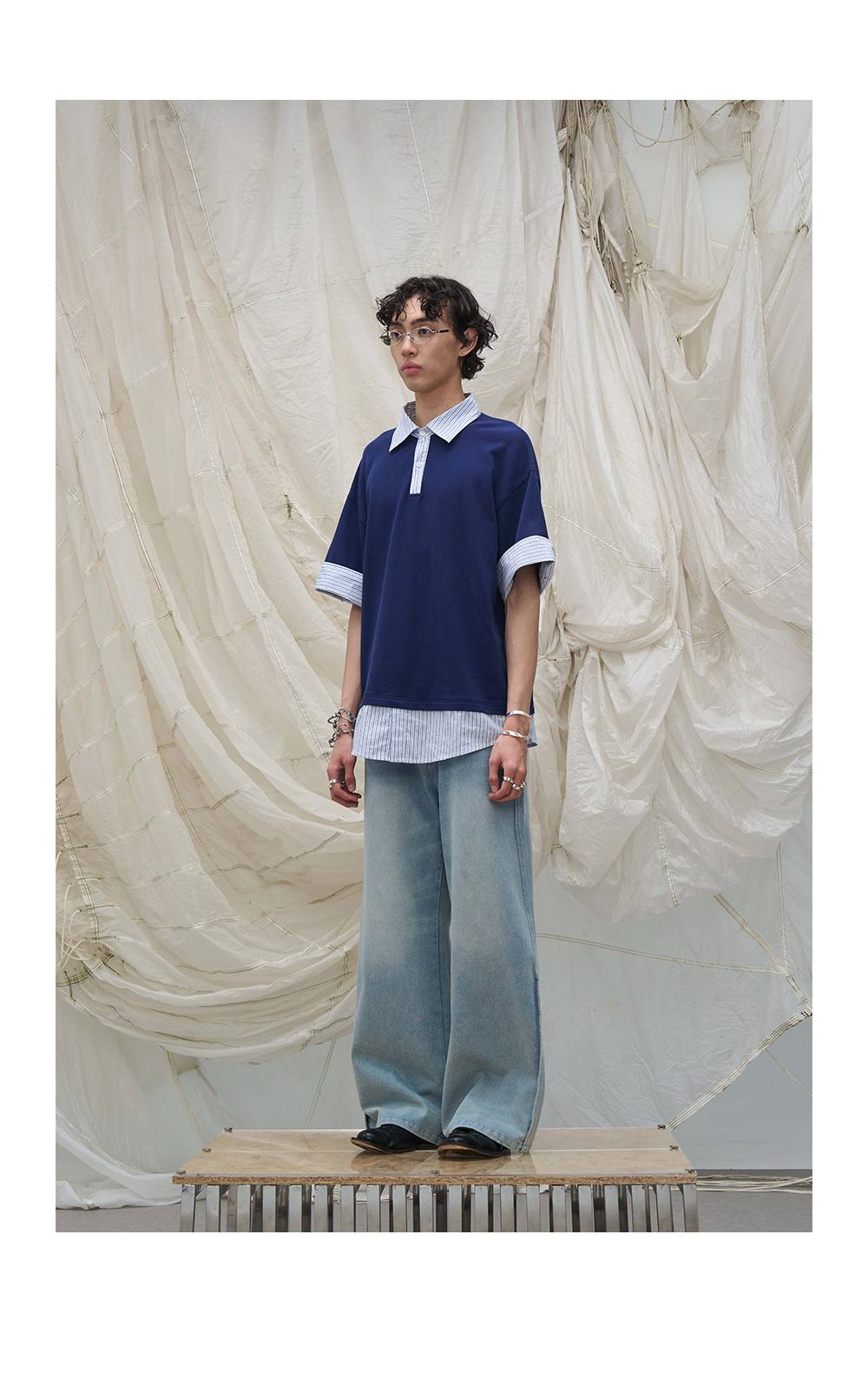 Half-Zip Back Waist Straight Jeans