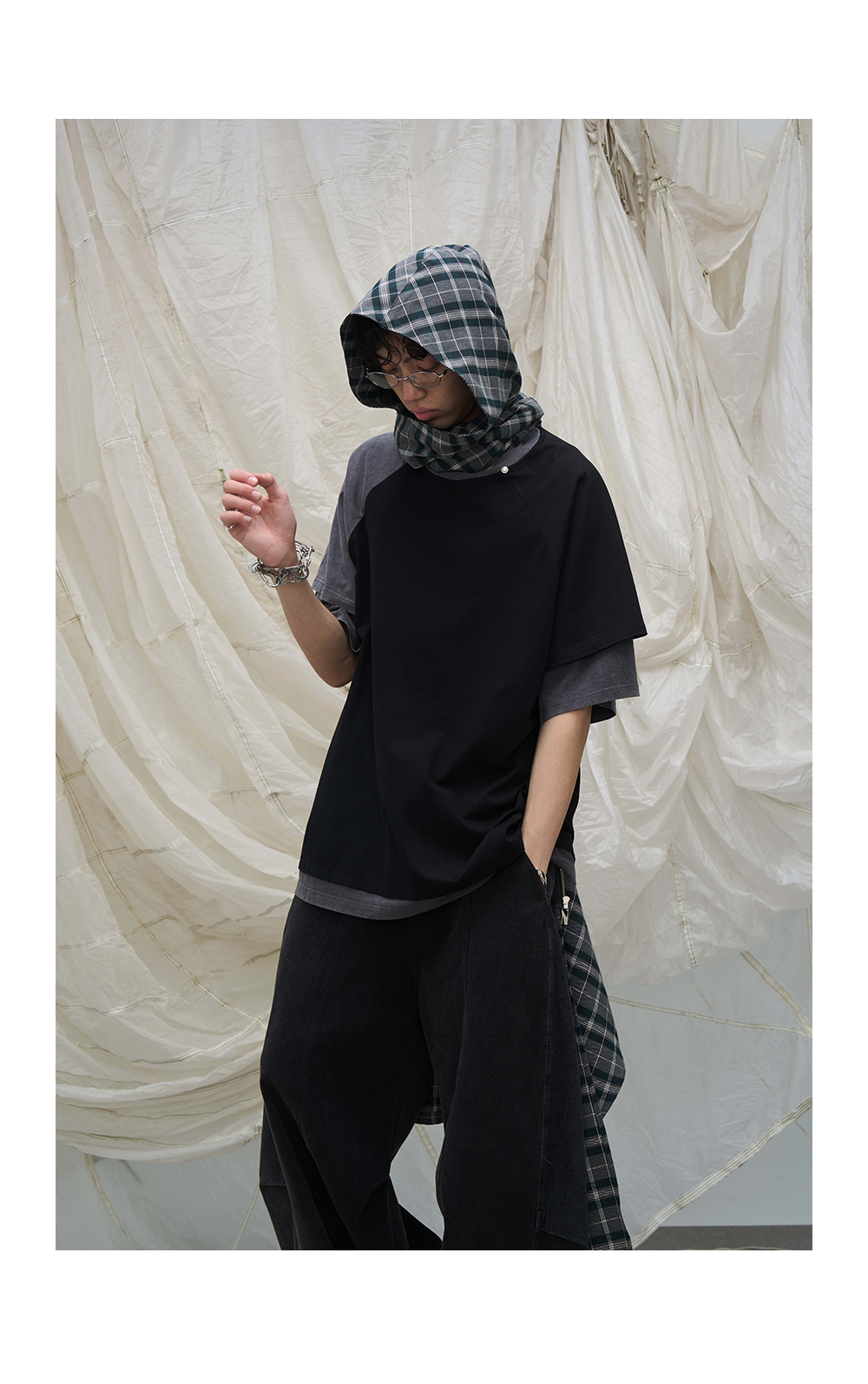 Logo-Emblazoned Mountaineering Buckle