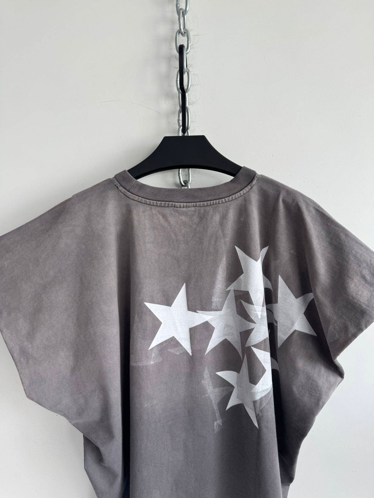 Roll-Edge Sleeveless Shirt