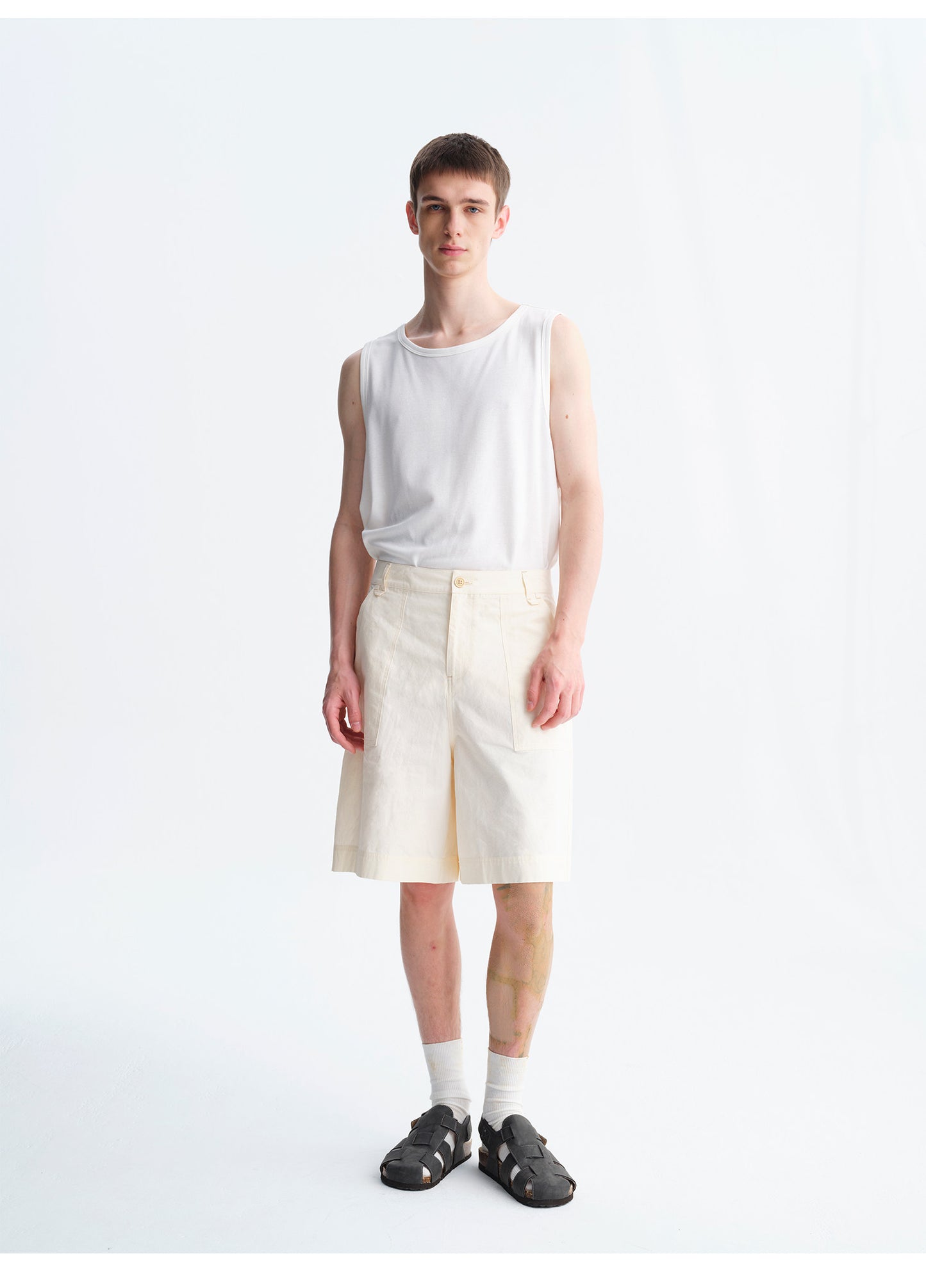 Linen Loose-Fit Shorts