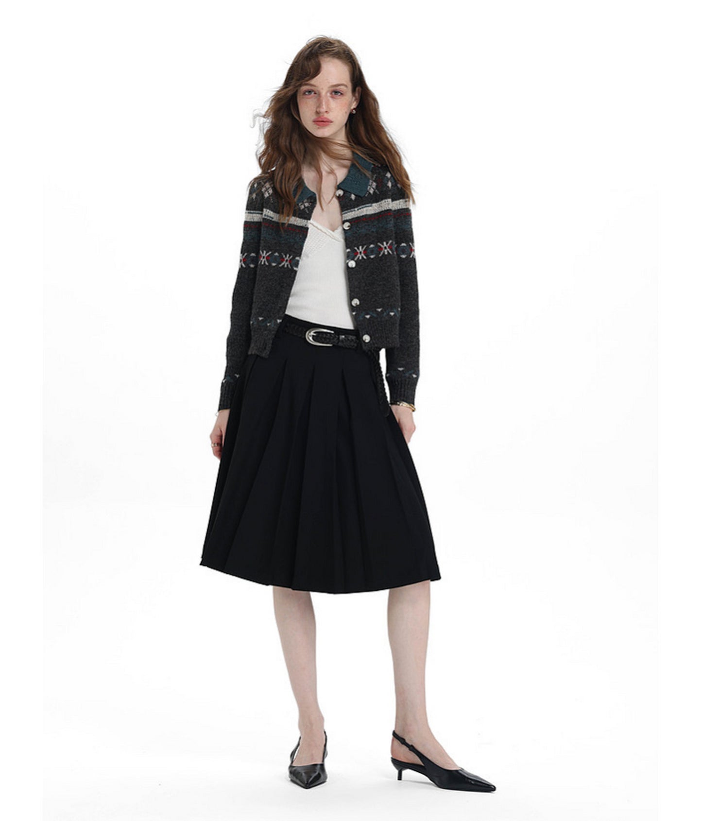 Diamond-Cutout Collar Cardigan
