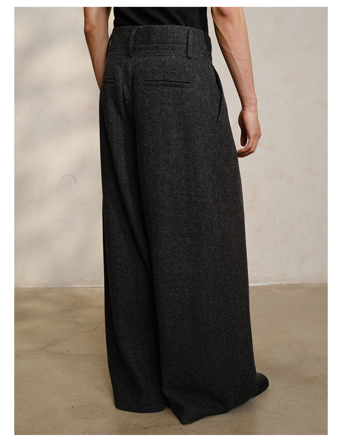 Pinch pleats casual pants