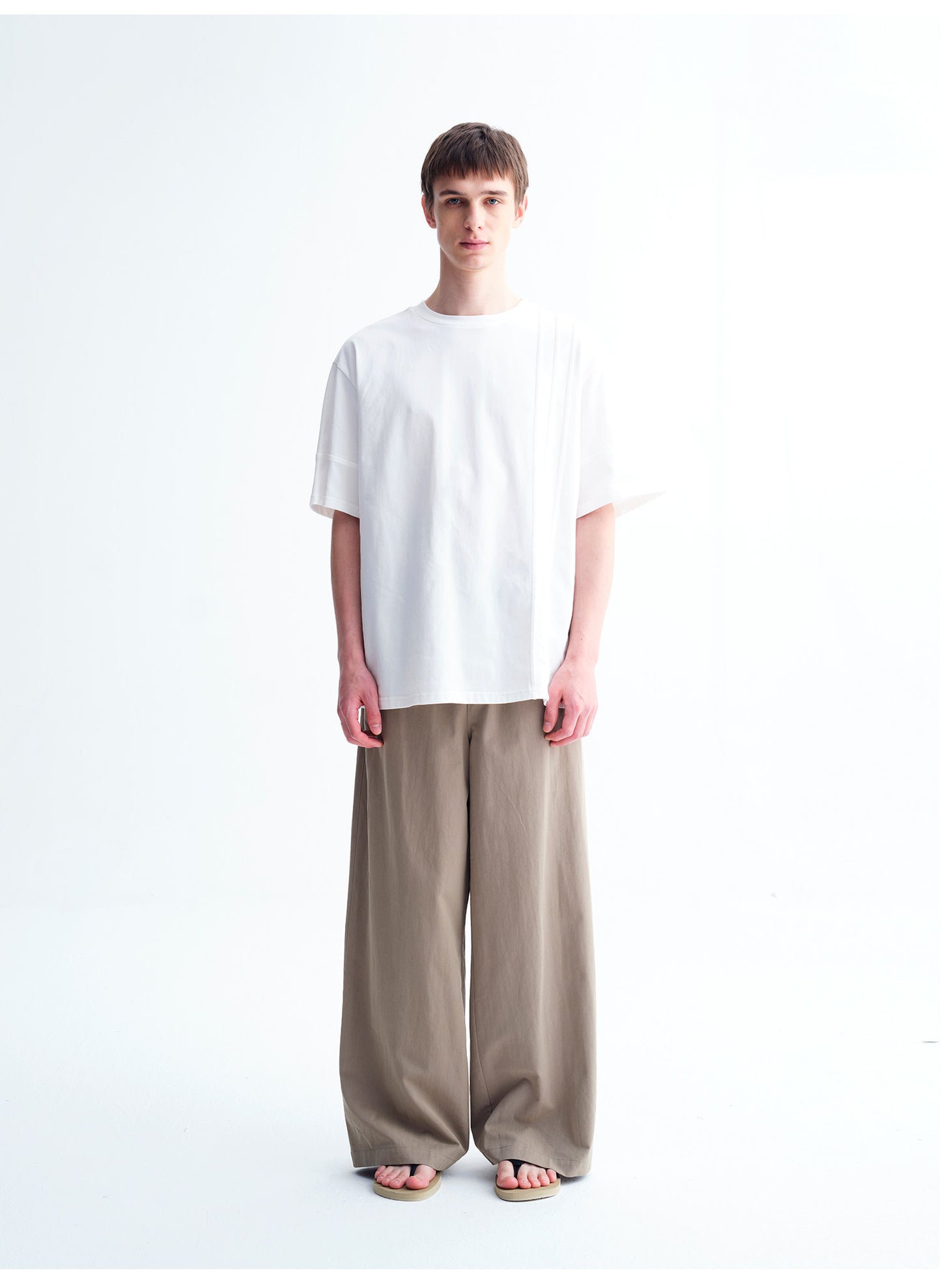 3D-Cut Loose-Fitting T-Shirt