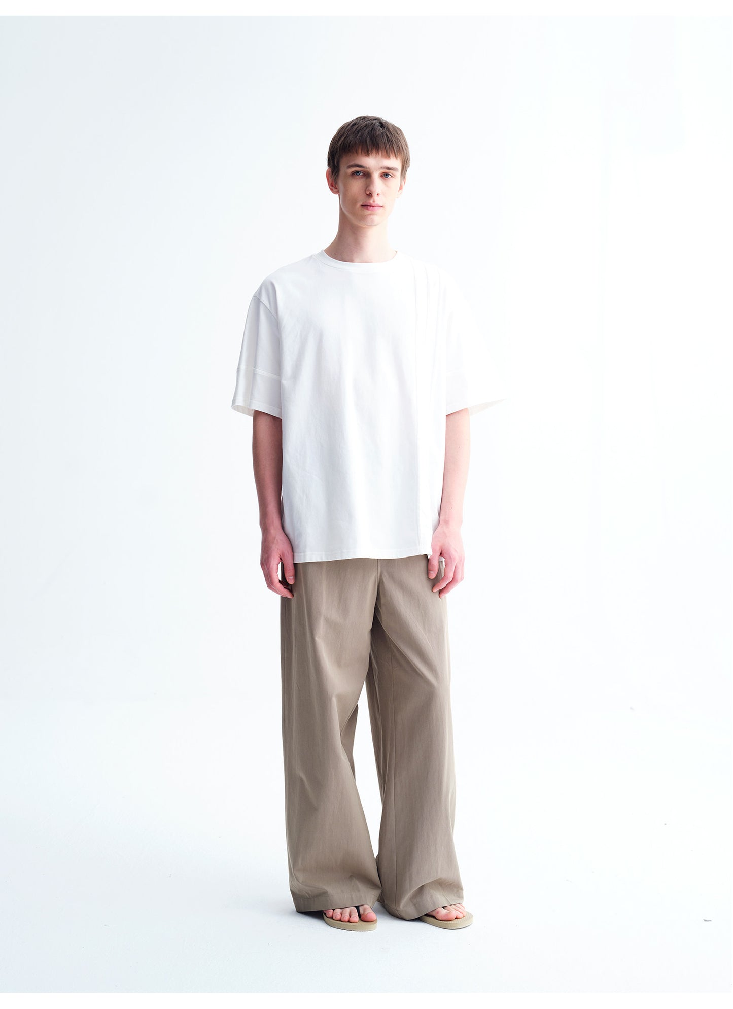 3D-Cut Loose-Fitting T-Shirt