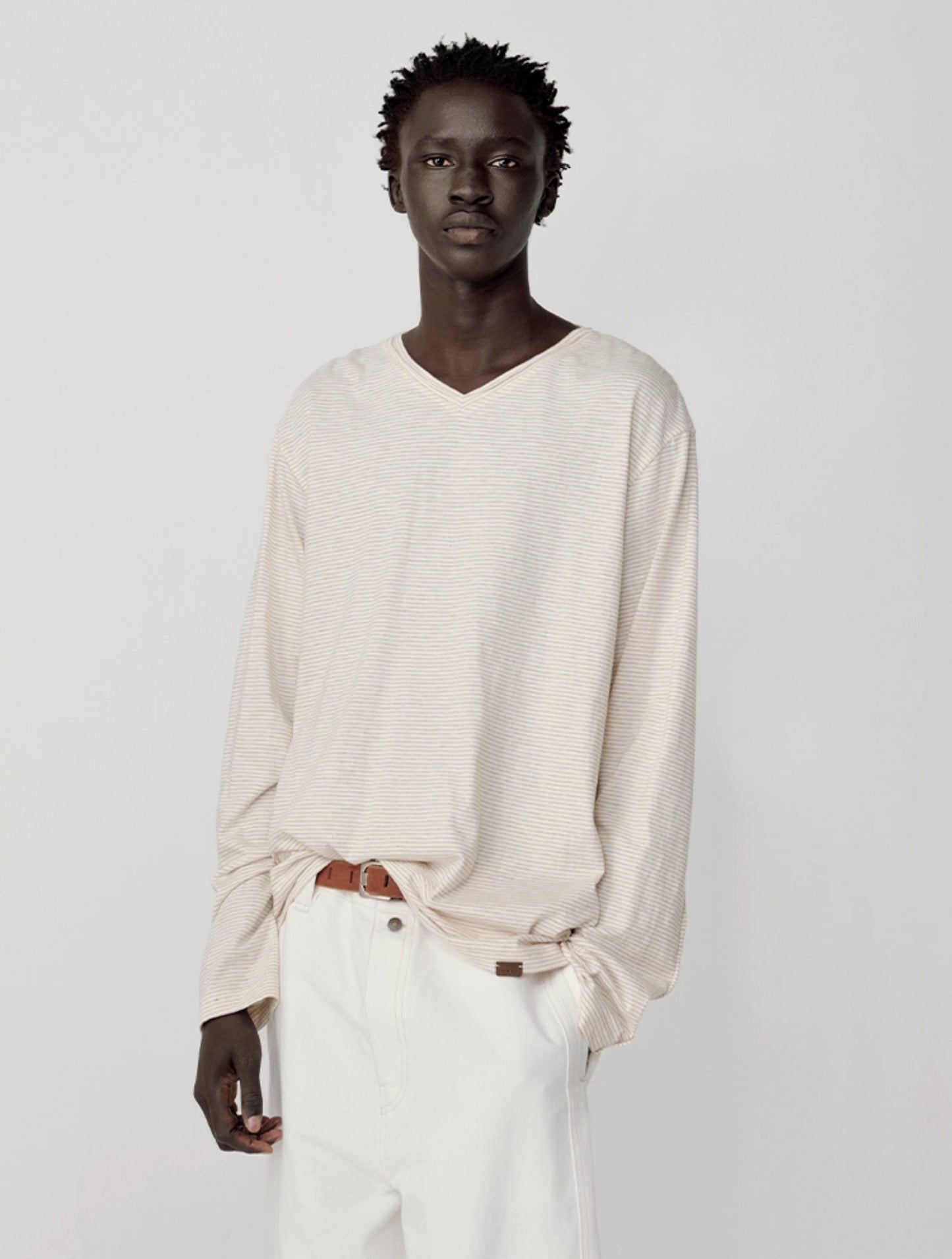 Retro Carl V-넥 T-셔츠