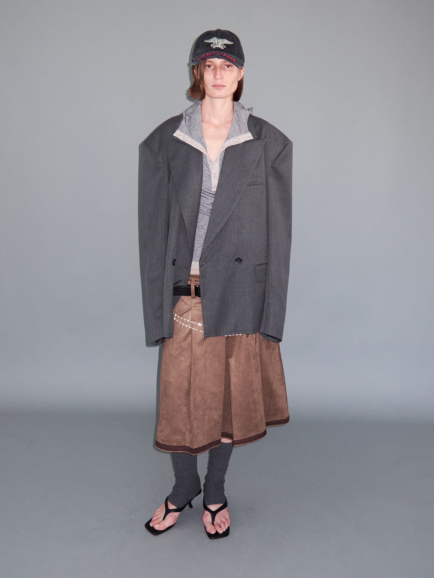 Jacket with Fake-Edge Hem Design