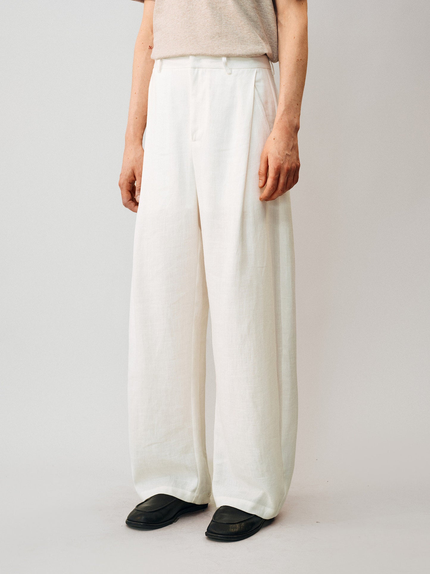 Simitara Side-Pleated Casual Pants