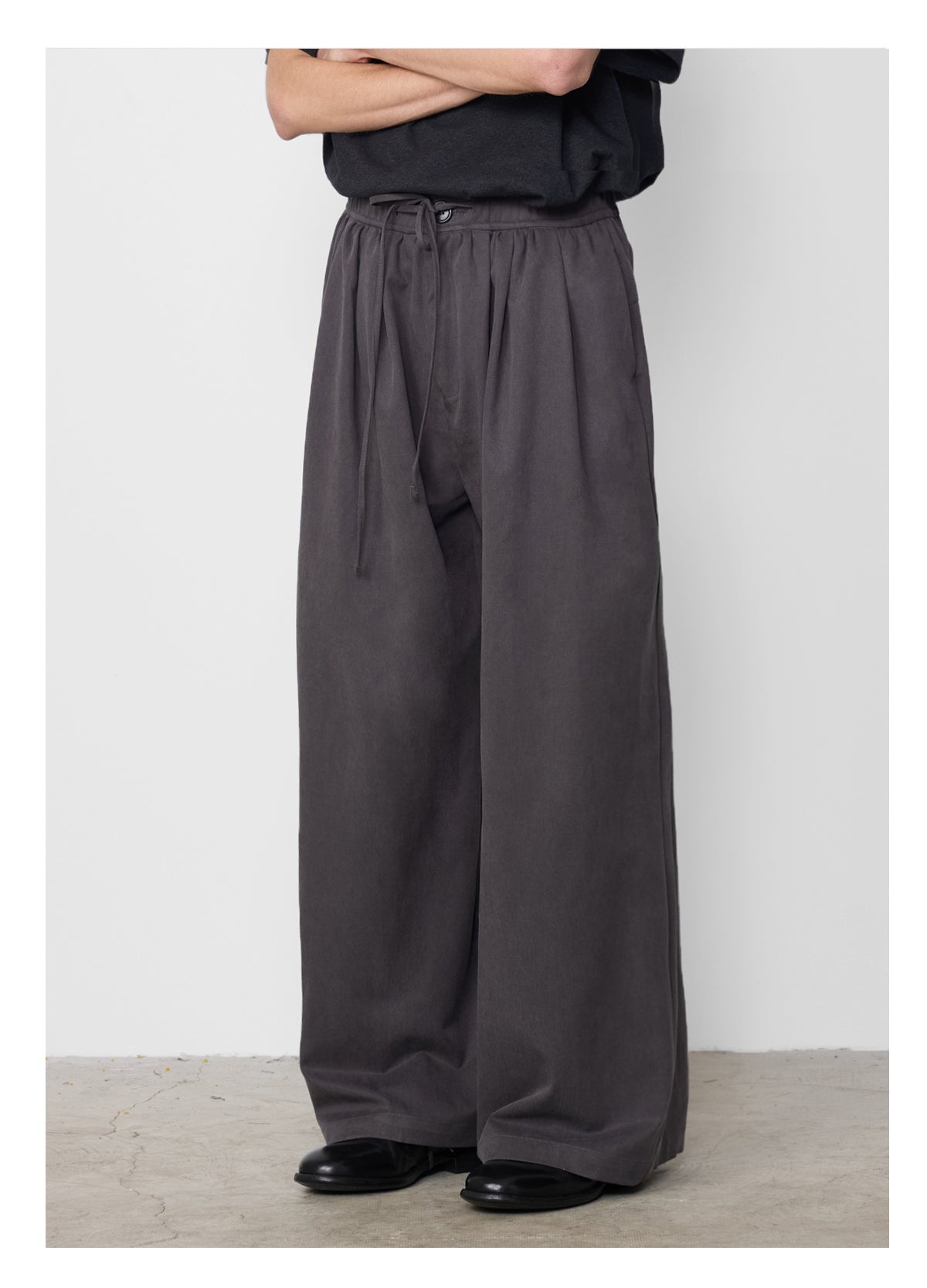 Straight wide-leg pants