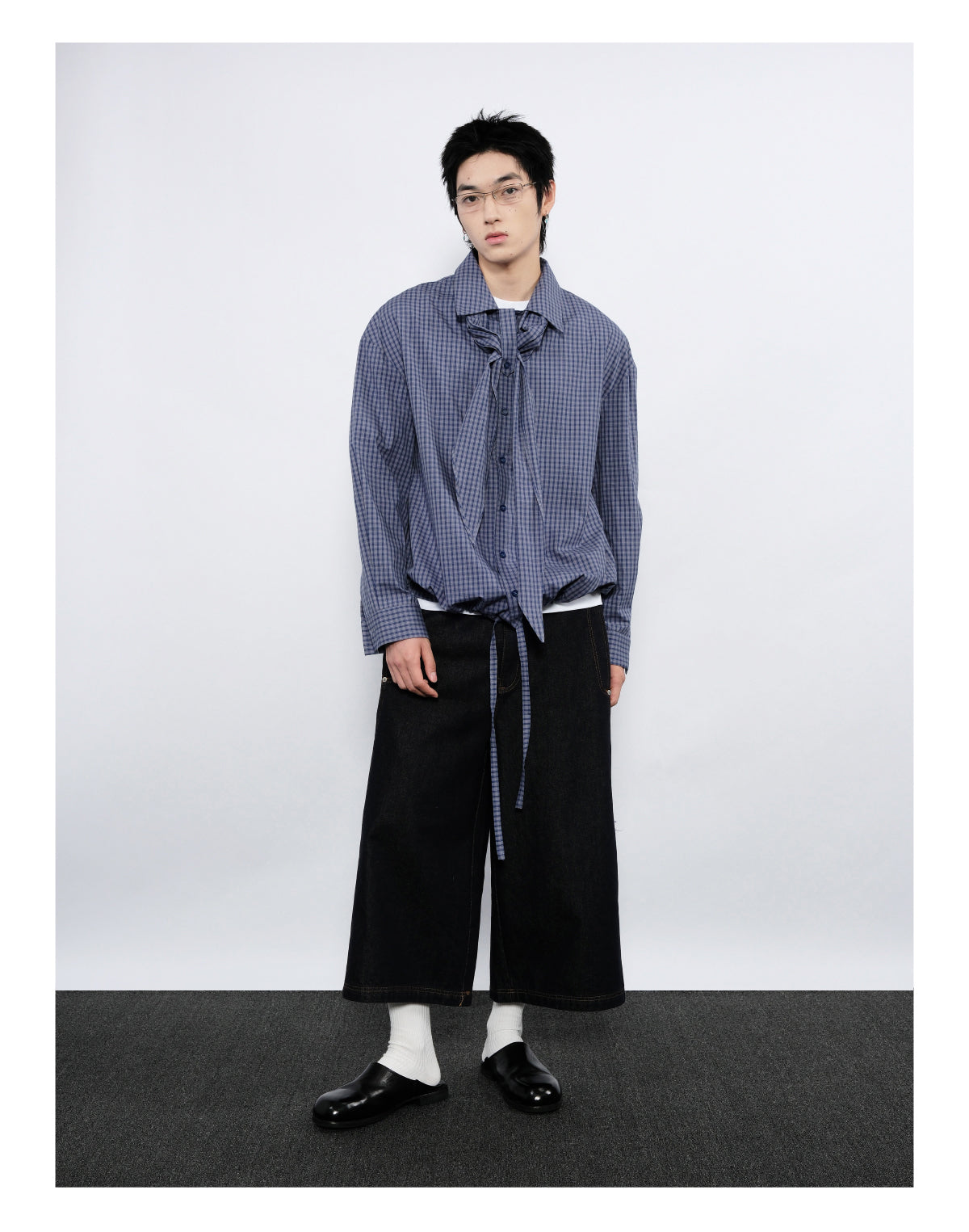 Cropped Straight Jeans