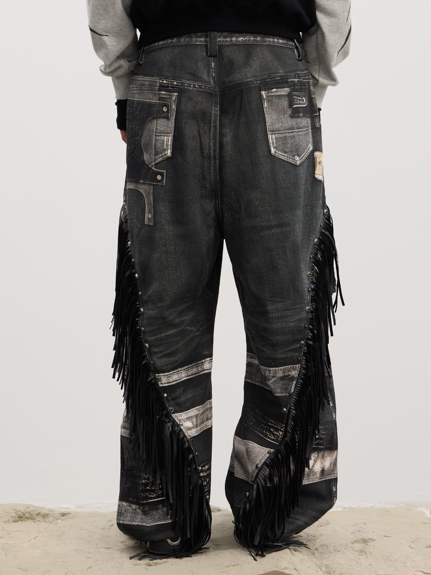 Double Gun Print Jeans
