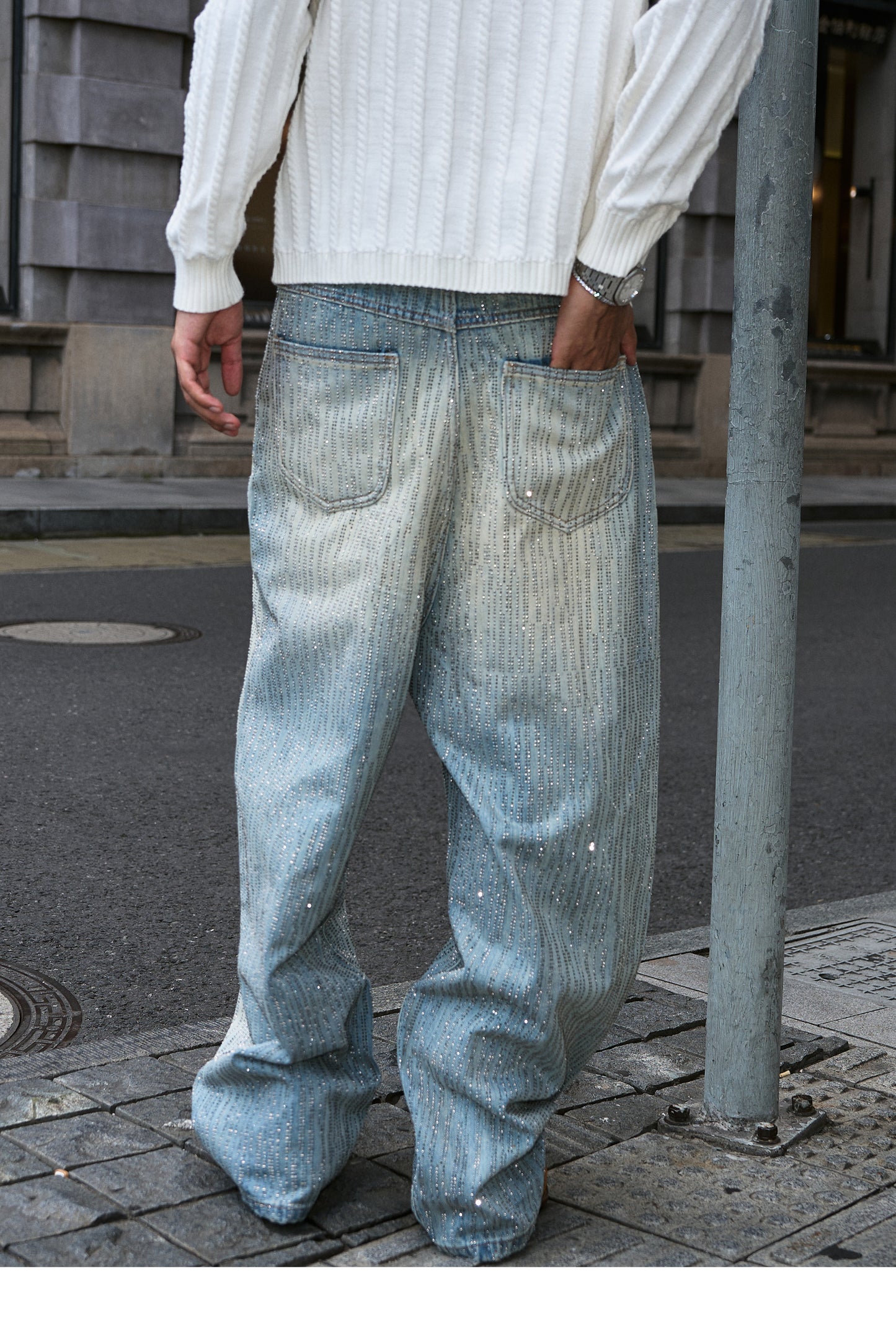 Jeans with rhinestones