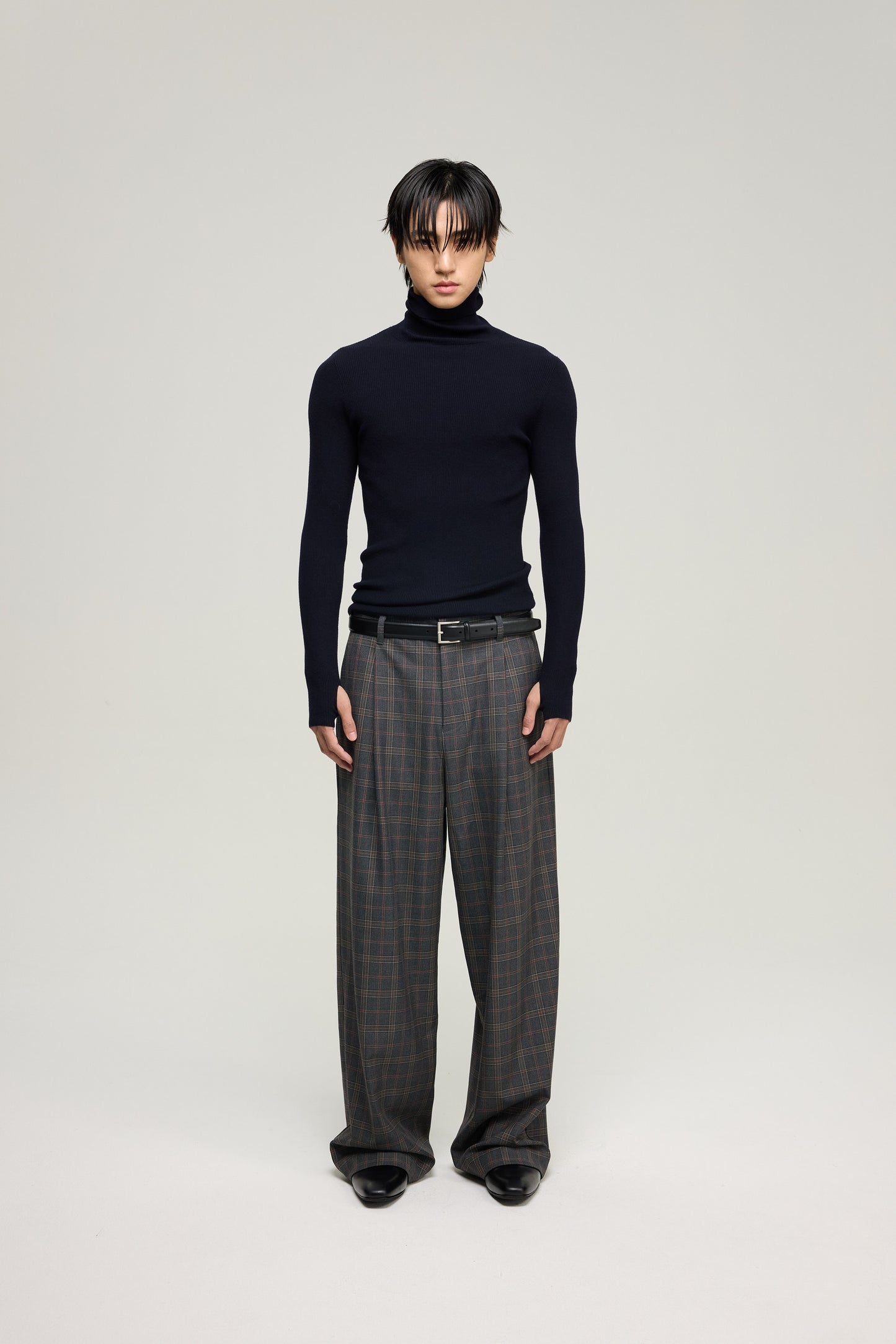 체크무늬 릴랙스 핏 캐주얼 팬츠