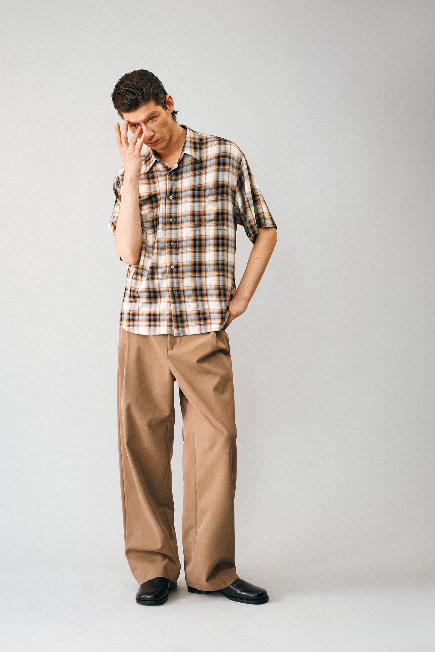 Gradient Check Double-Pocket Shirt