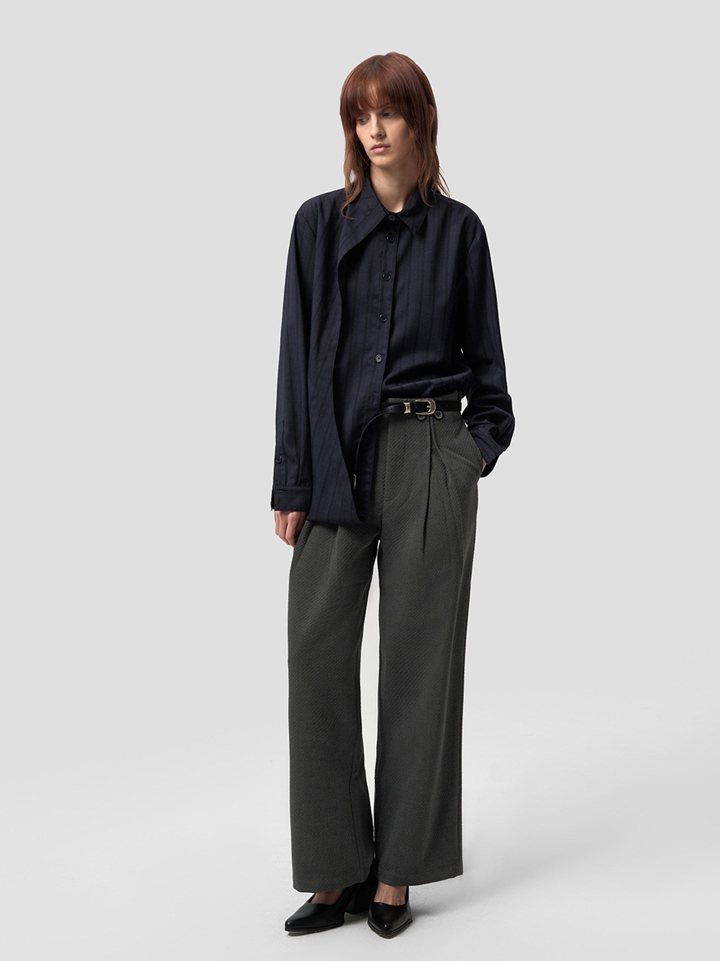One-Piece Curved-Collar Striped Shirt