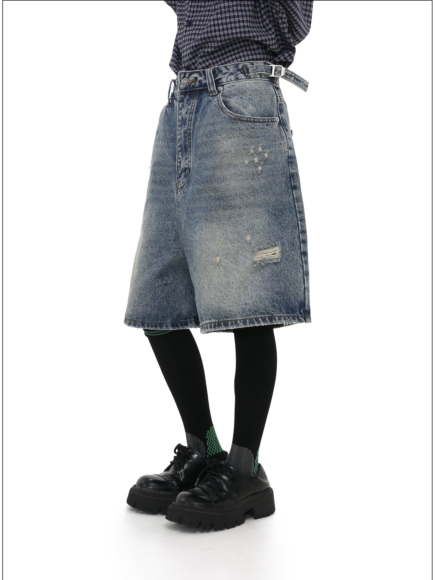 Loose-fitting straight shorts