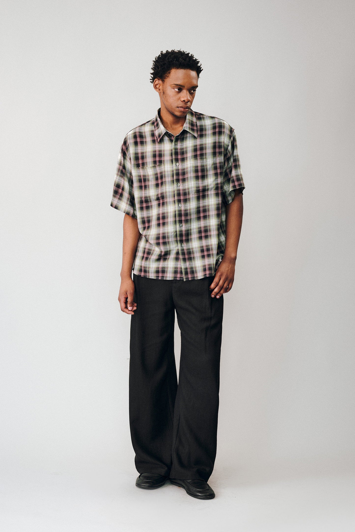 Gradient Check Double-Pocket Shirt