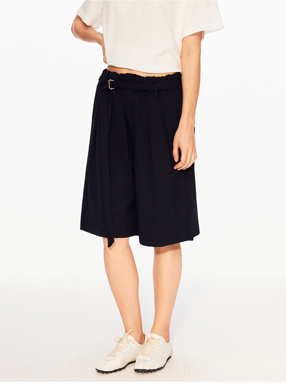 No-Iron Loose-Fit Shorts