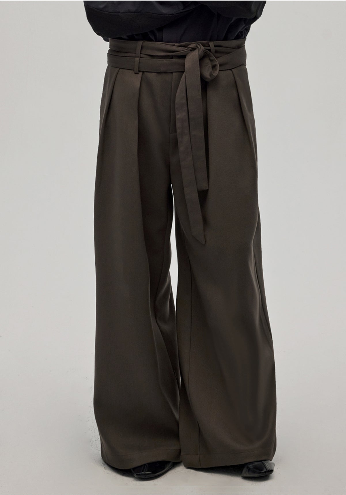 Multi-pleated Casual Pants