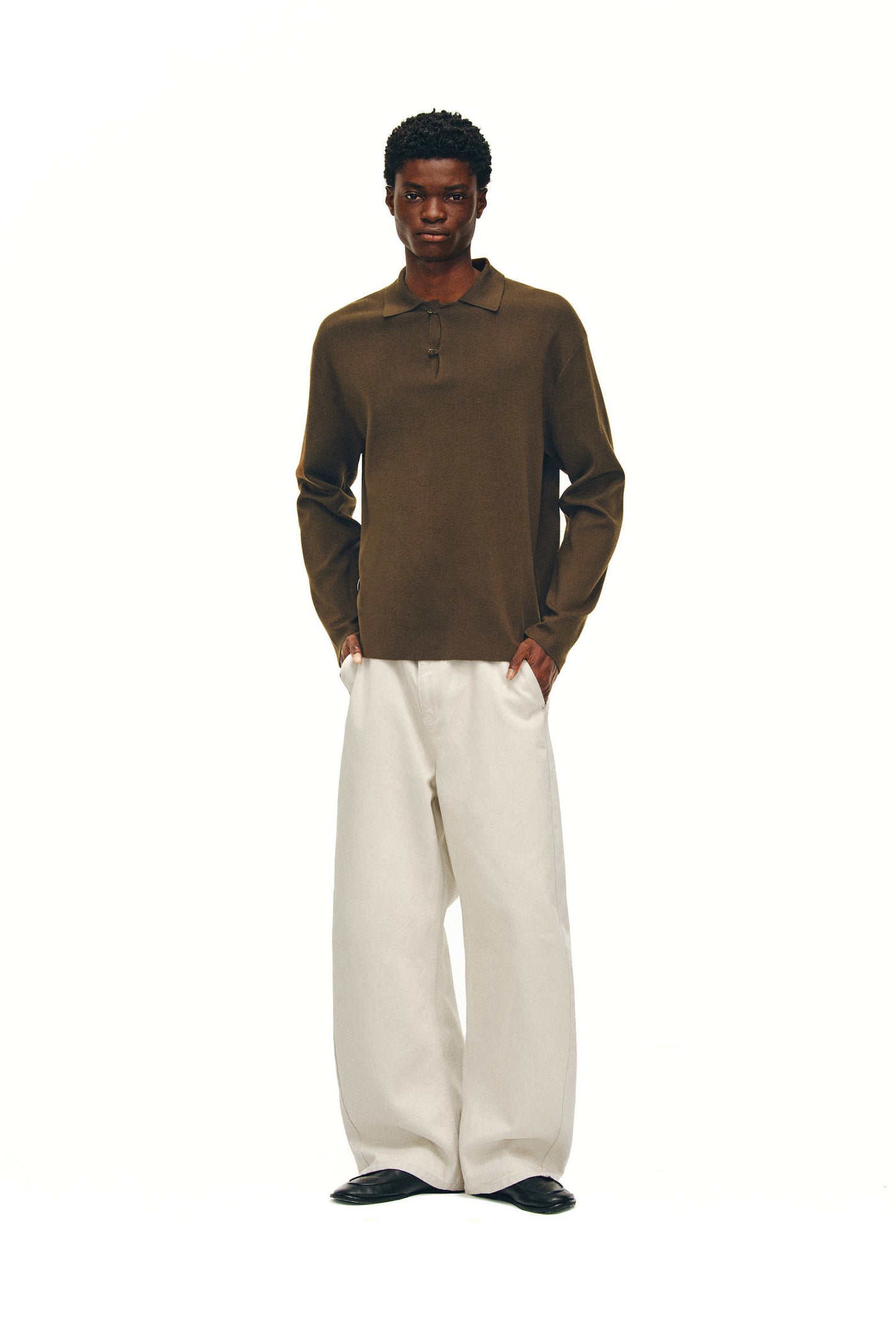 Slightly tapered cut white jeans