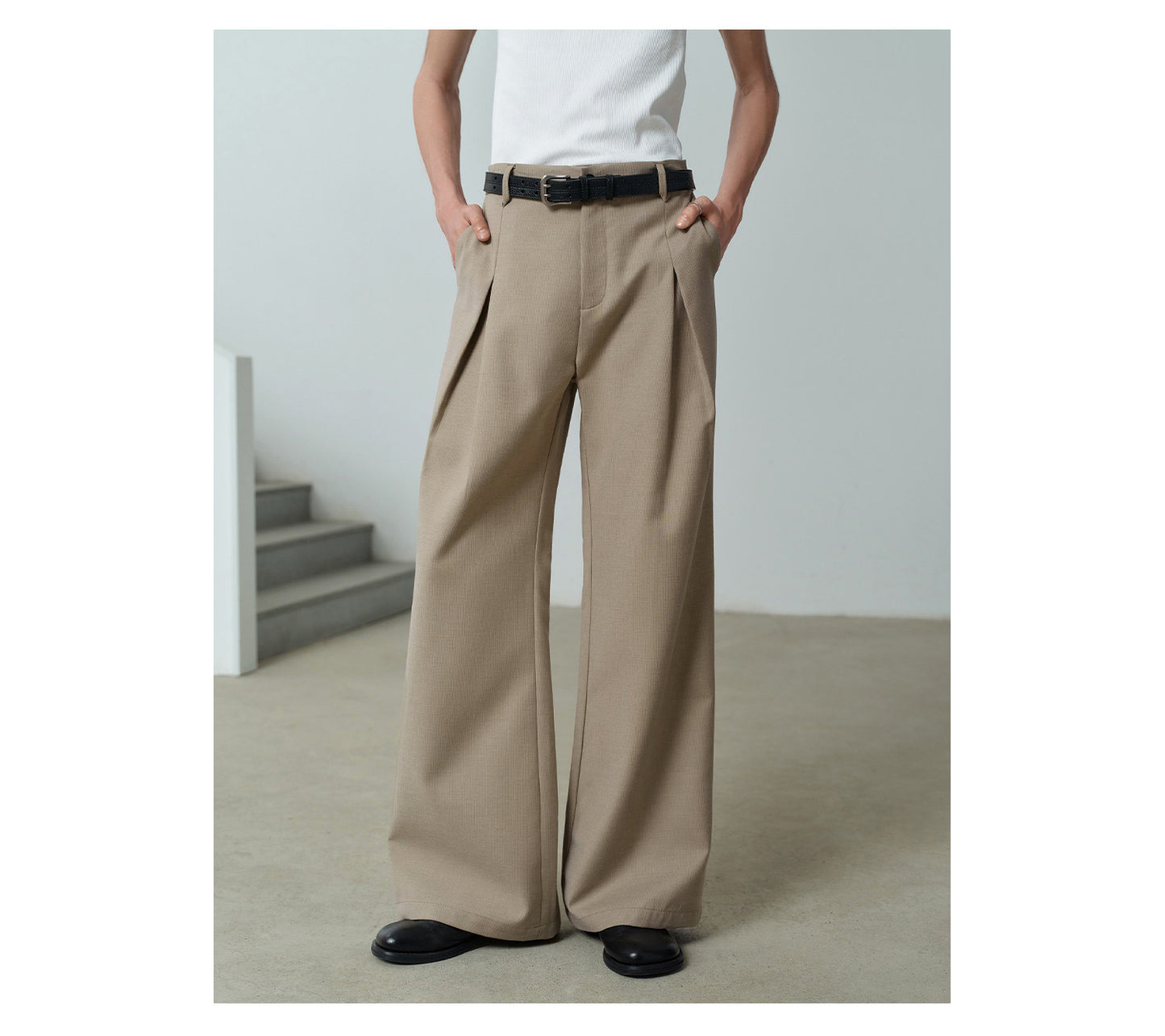 A-line flared pants