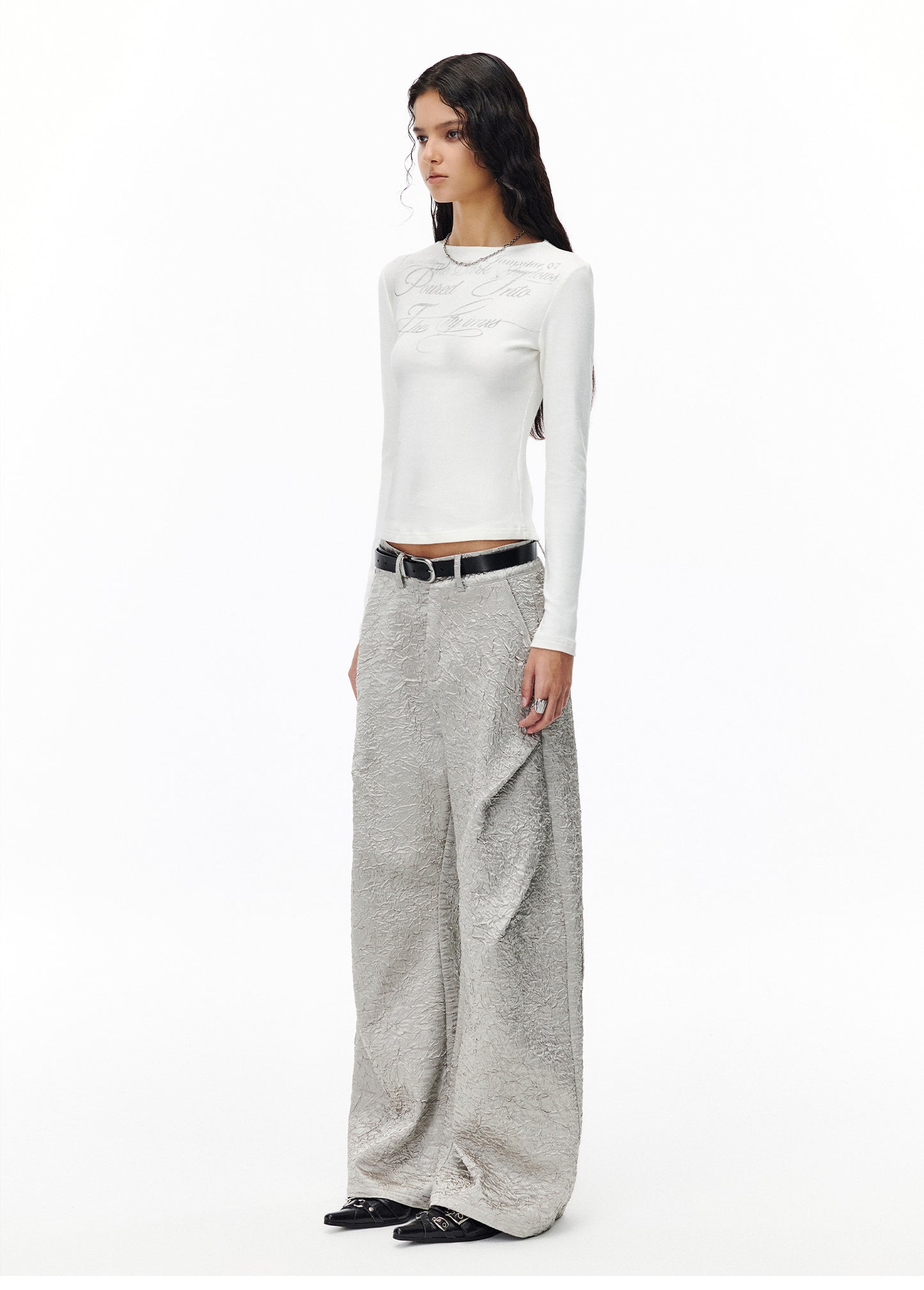 Pleated loose-fitting wide-leg pants