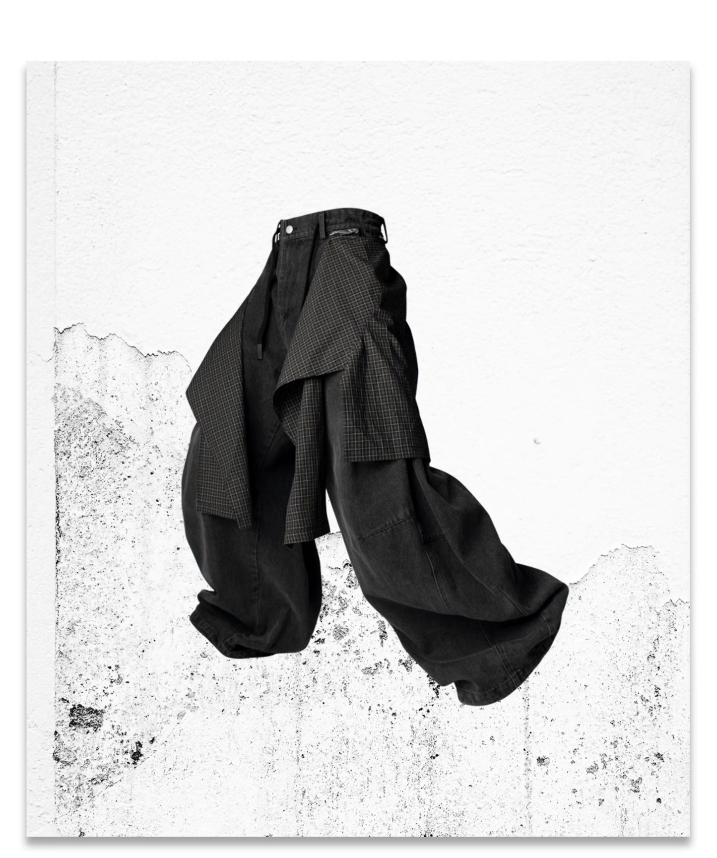 Detachable Distressed Jeans