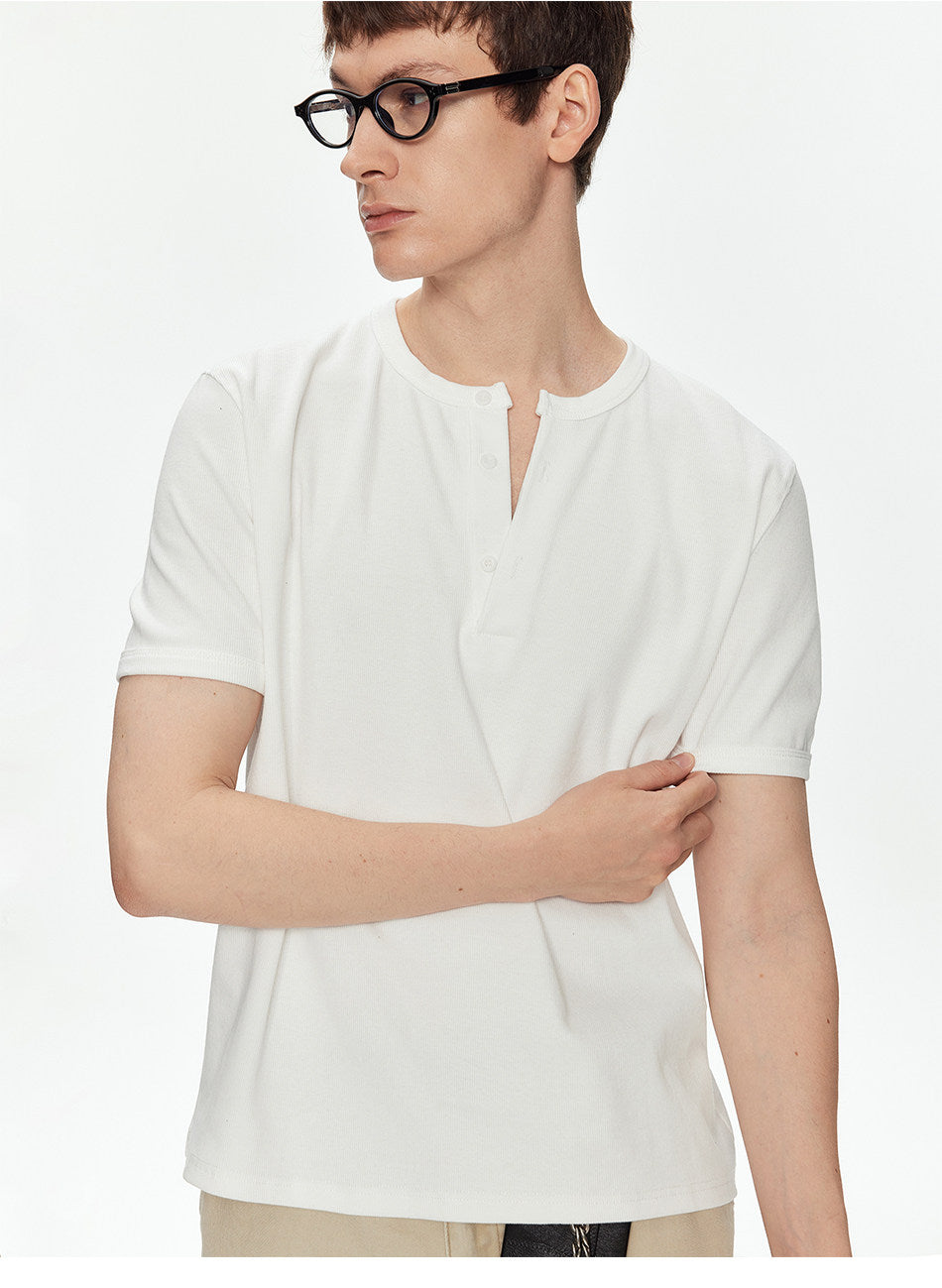 Relaxed-Fit Basic T-Shirt