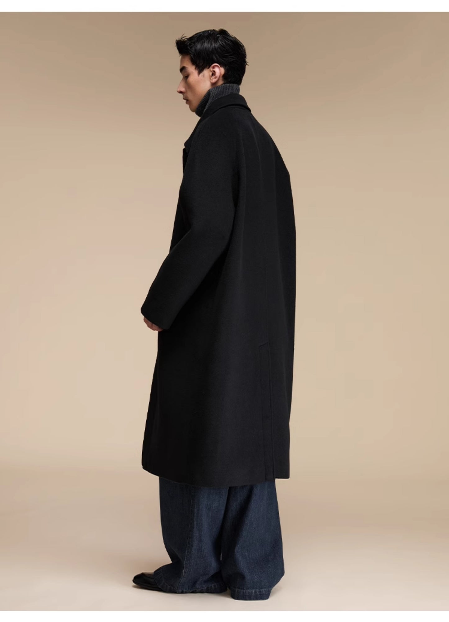 Back slit casual wool coat