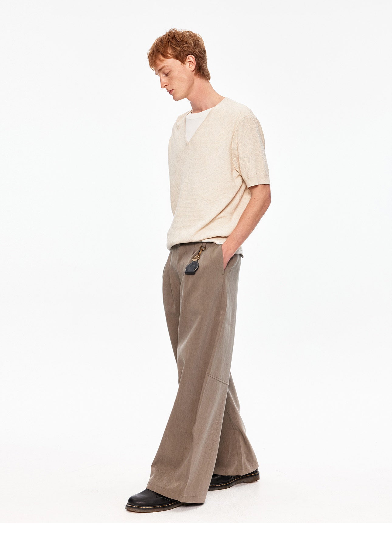 투피스 V넥 니트