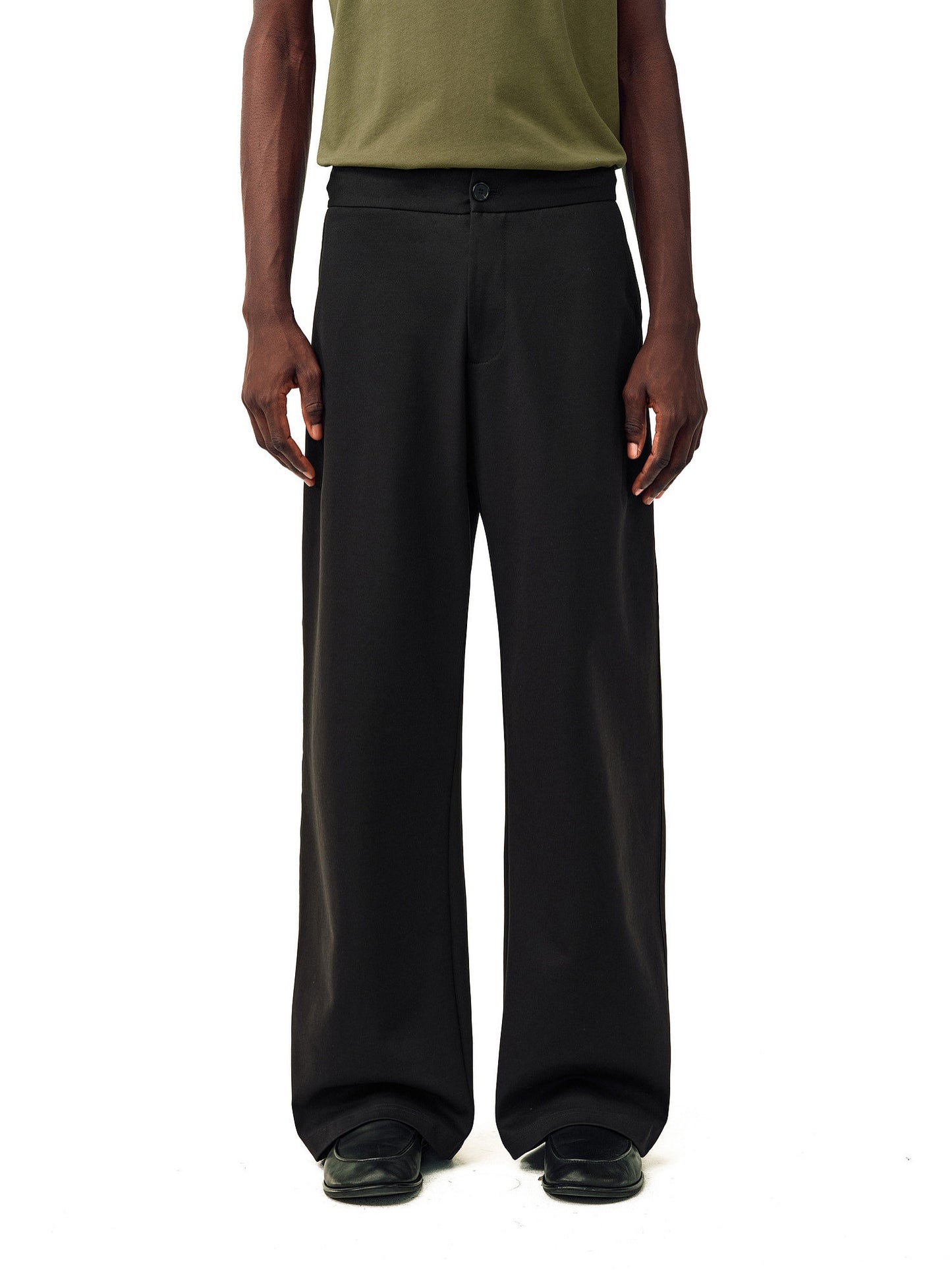 Wrinkle-resistant casual pants