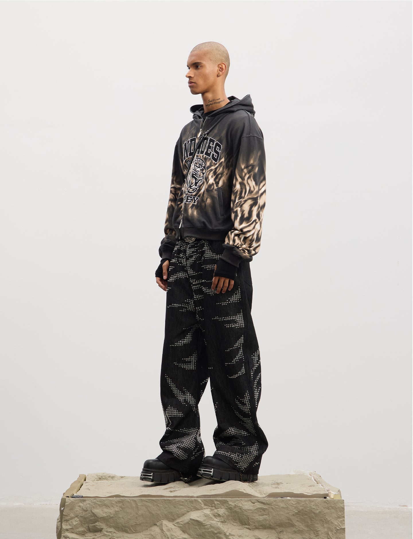 Heavy Tiger Print Jeans