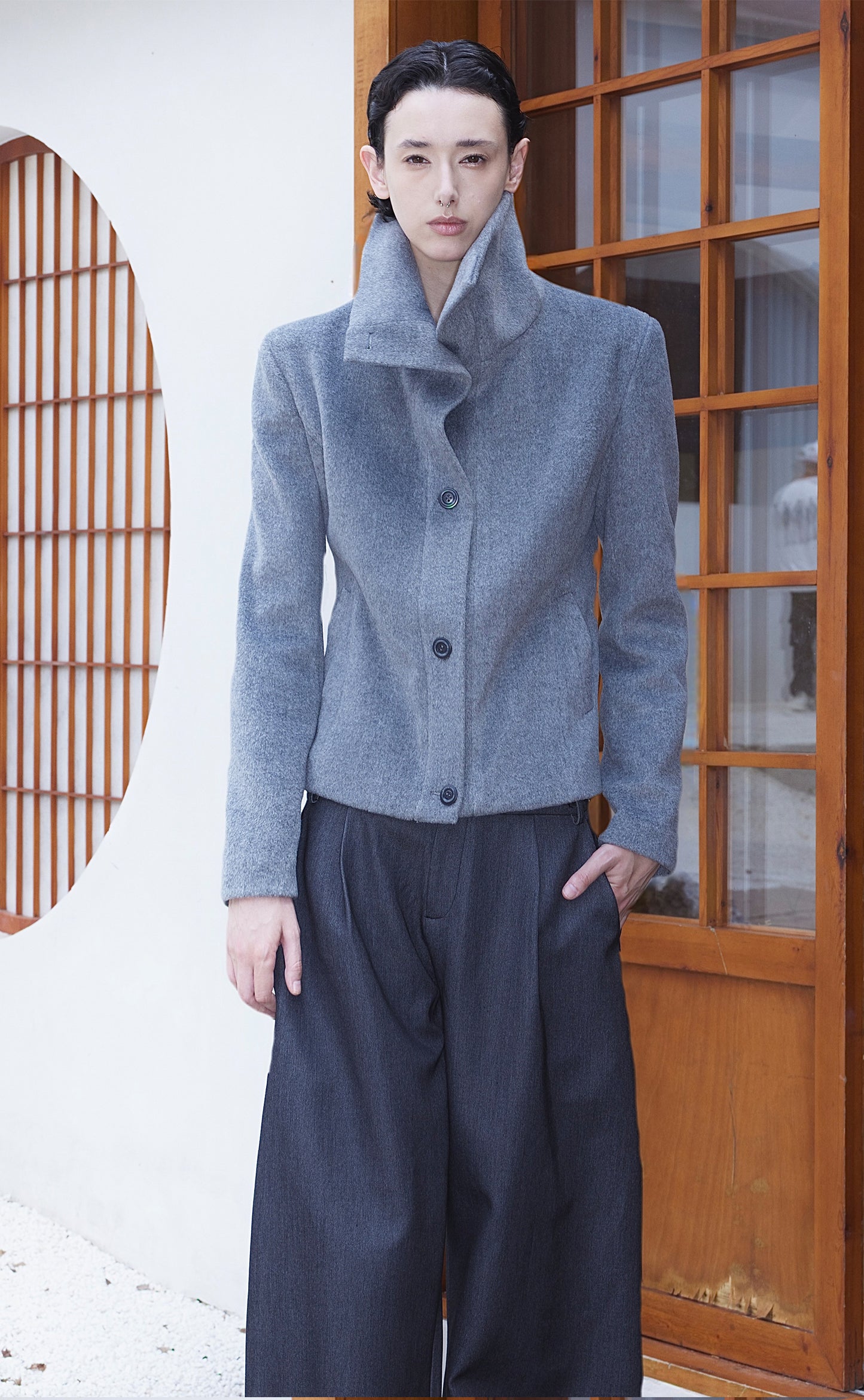 Simple stand collar retro wool coat