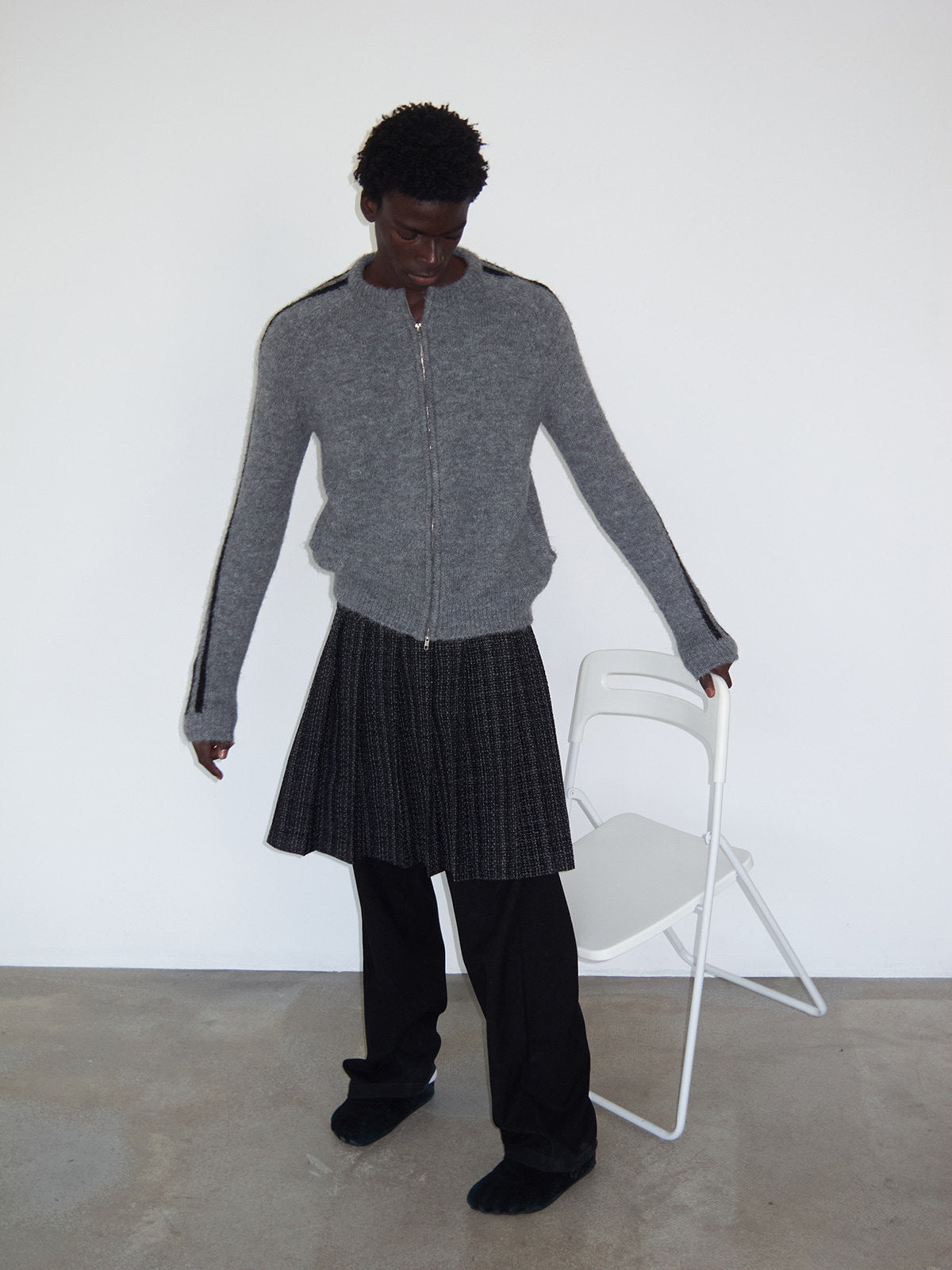 Striped Crew-Neck Zipper Cardigan