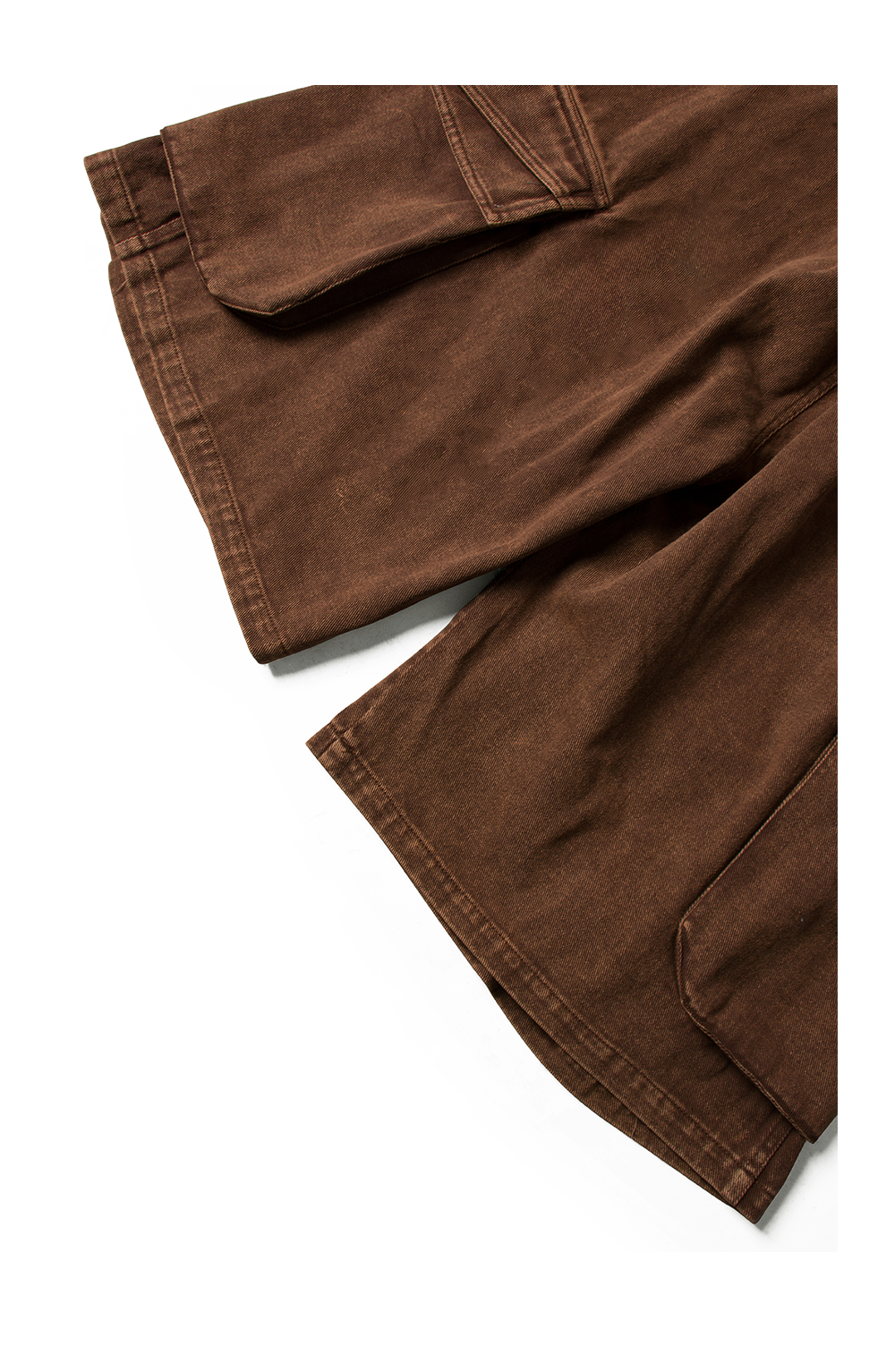 Cropped pants with detachable scarf