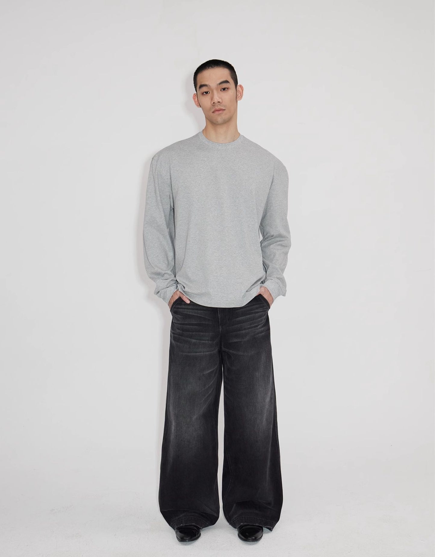 Natural wide shoulder T-shirt