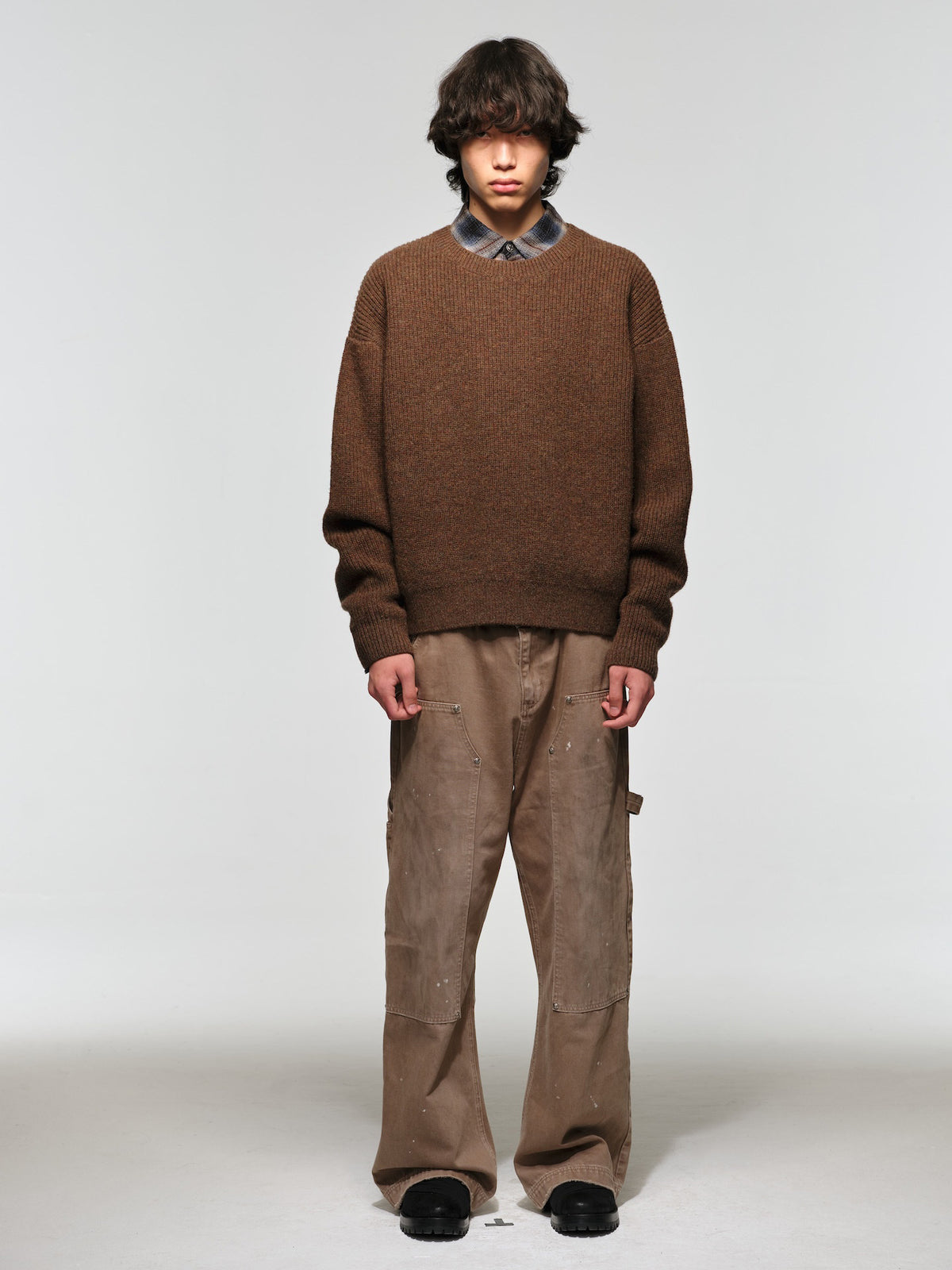 100% Shetland Wool Embroidered Round-Neck Sweater