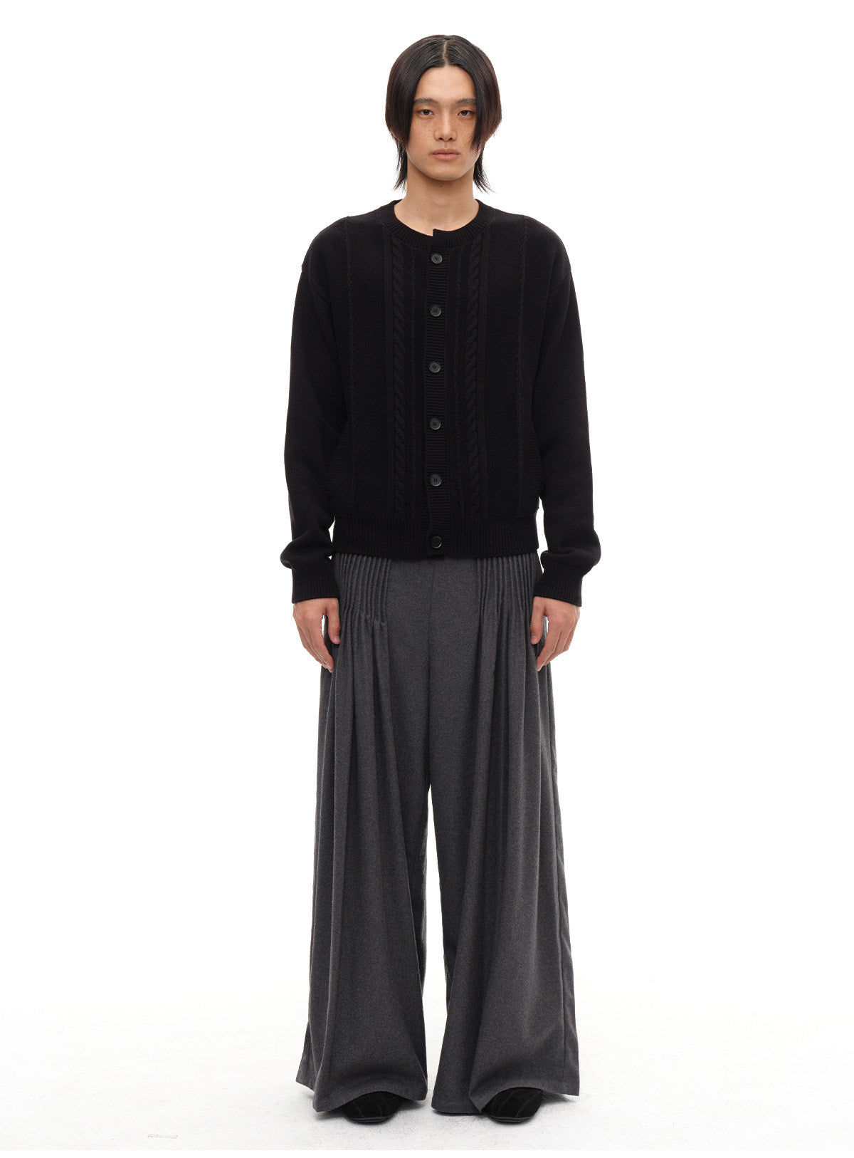 Cable-knit Crewneck Cardigan