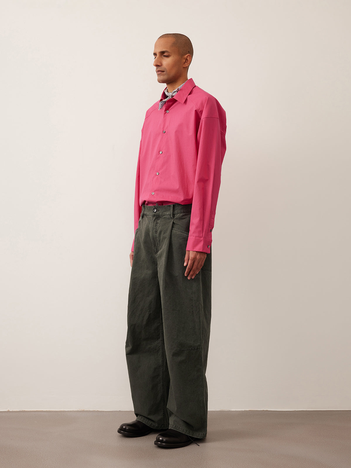 Single Pleated Loose Casual Pants