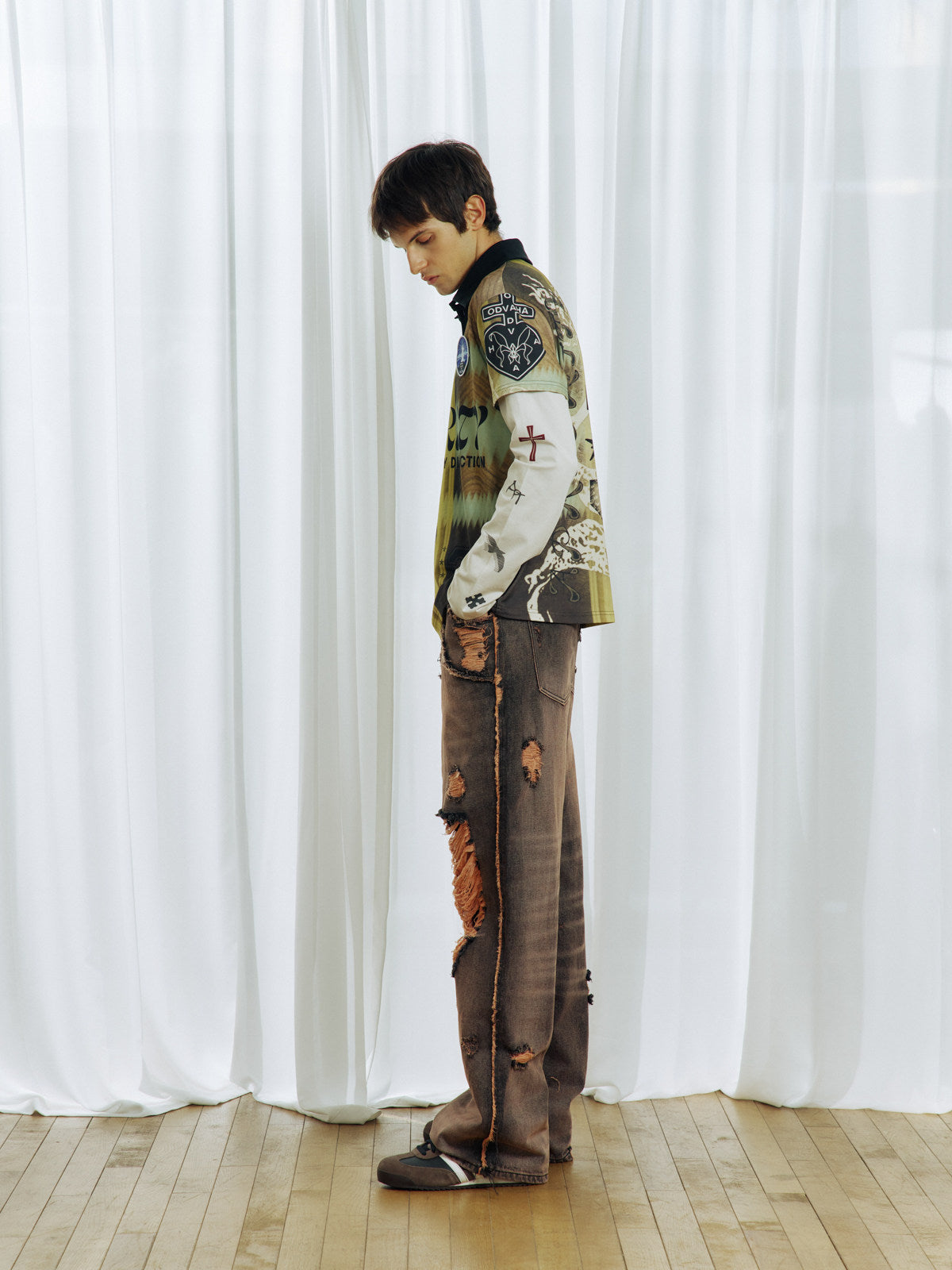 Hand-Distressed Cut Frayed Jeans