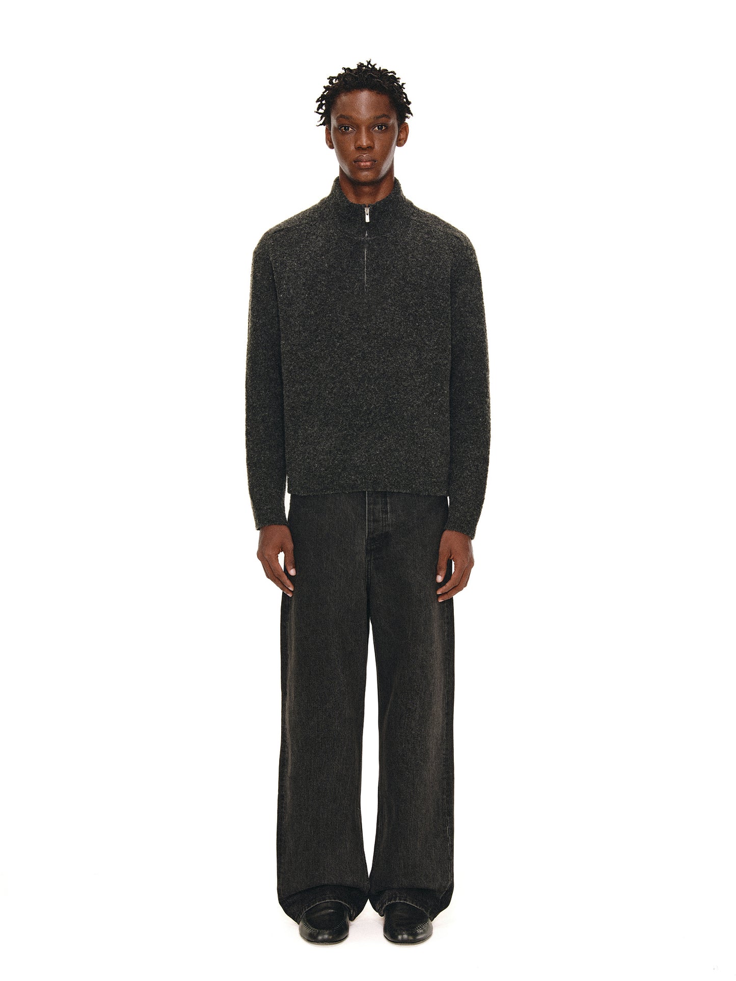 Half-Turtleneck Zip-Up Knit