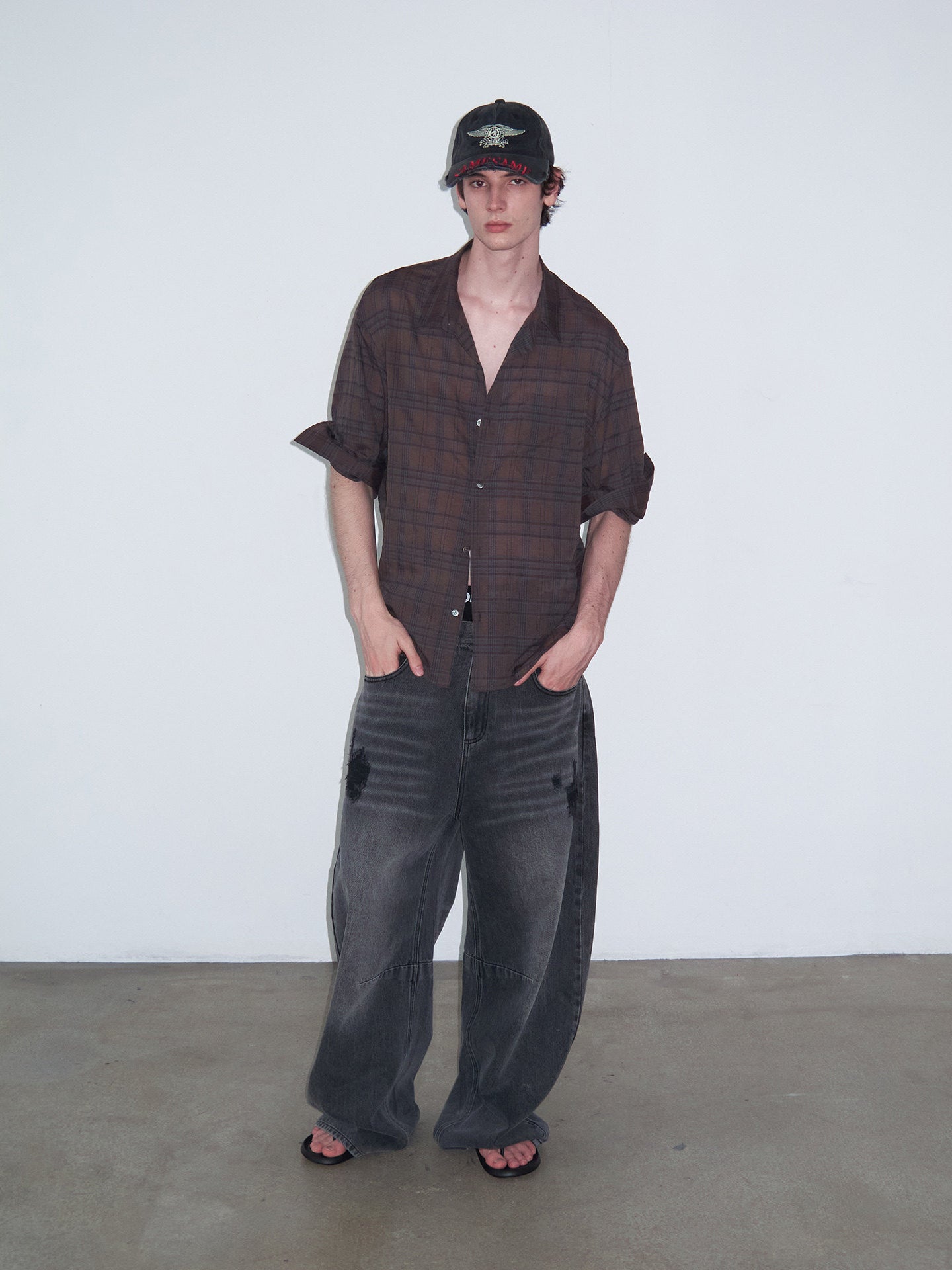 Mid-Sleeve Shirt with Rolled-Up Sleeves