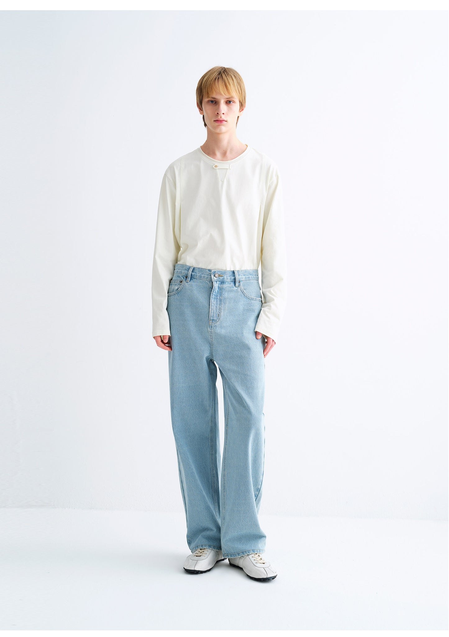 Single-Button Design Basic T-Shirt