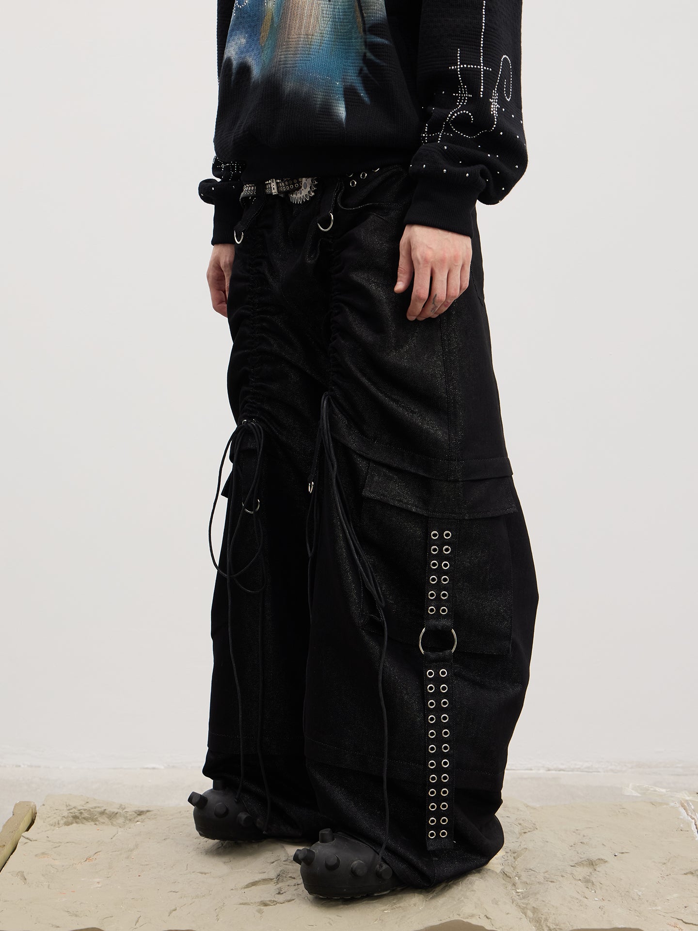 Deconstruction Design Work Jeans