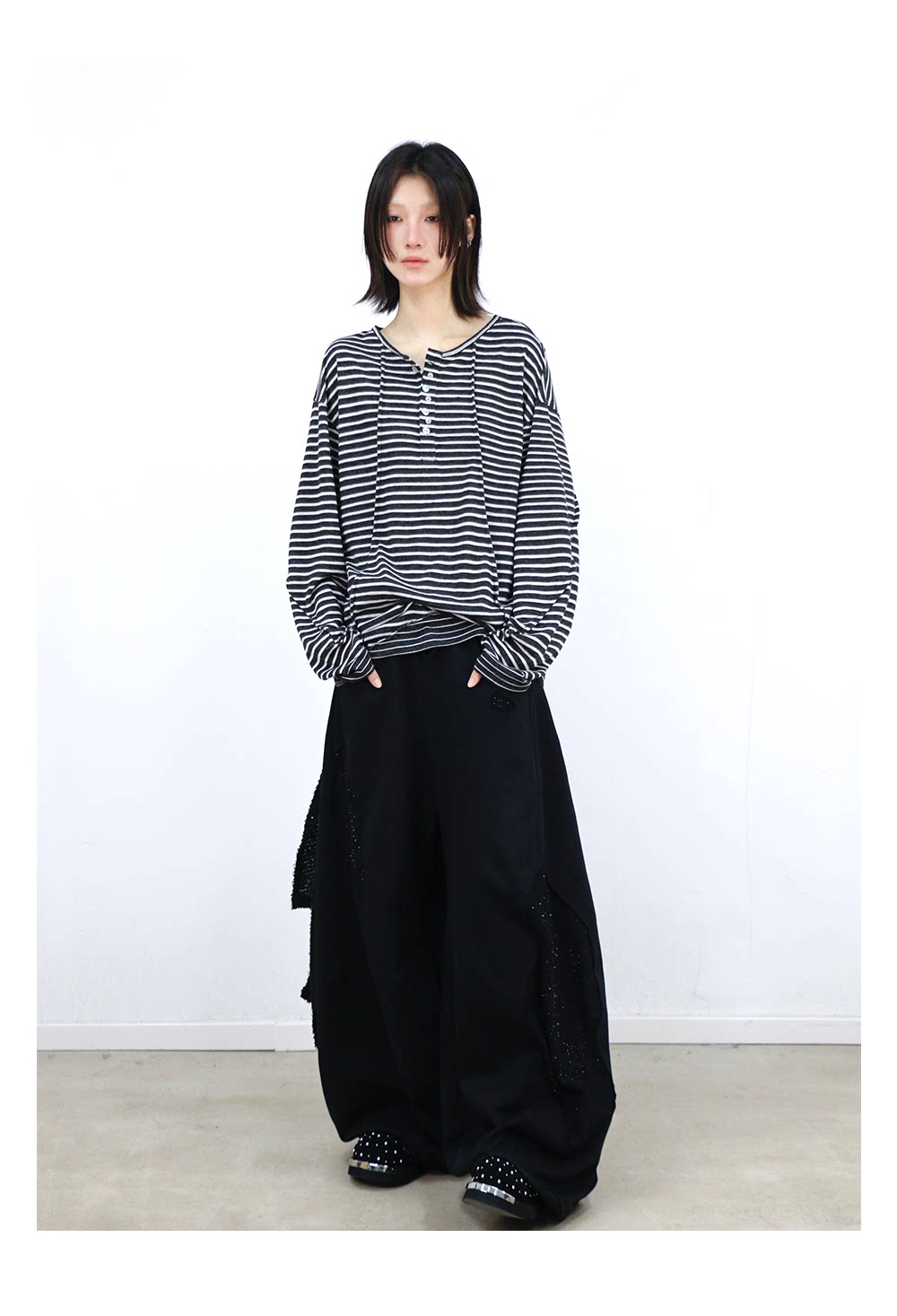 Button-down collar T-shirt