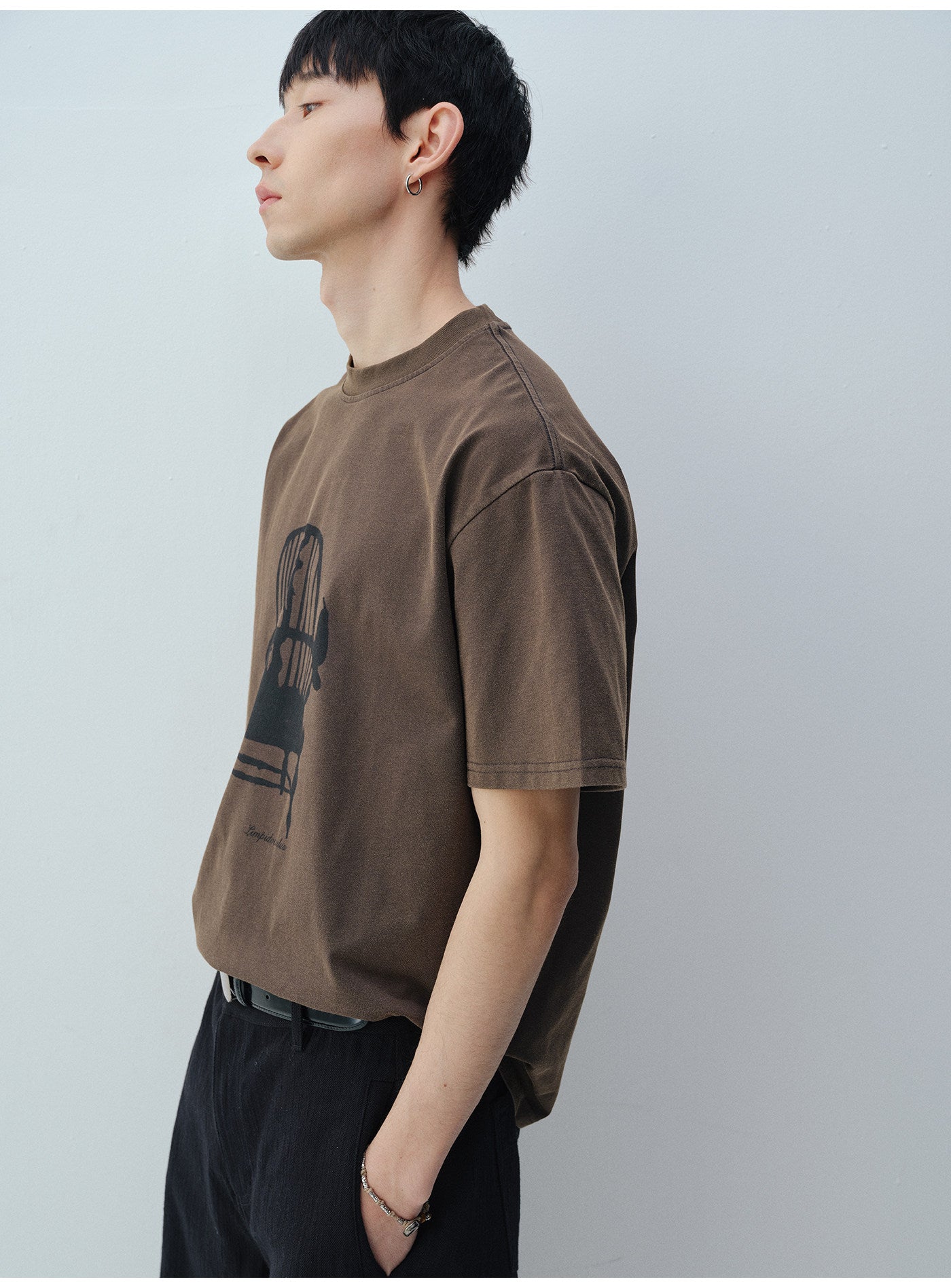 Two-Tone Chair Print T-Shirt